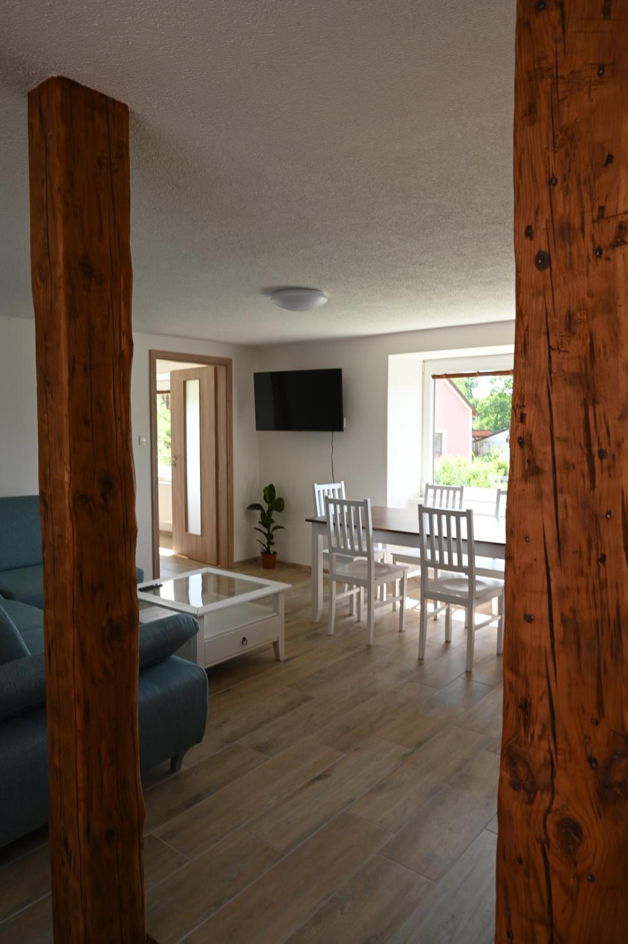 Maisonette photo 2