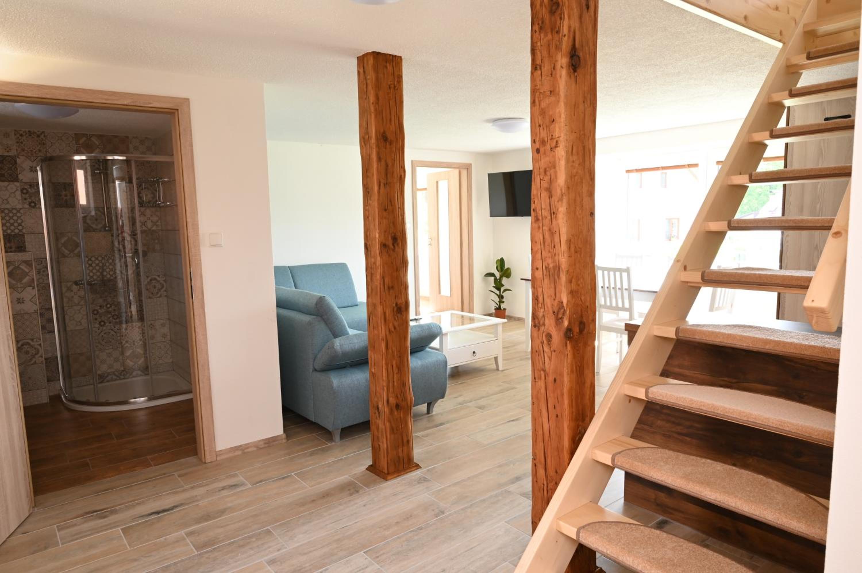 Maisonette photo 3