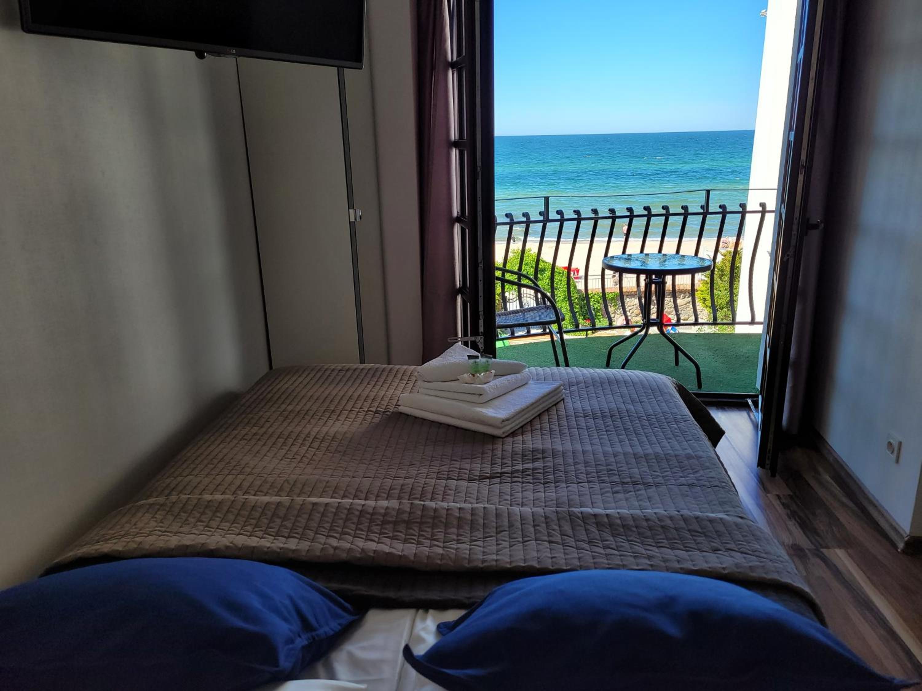 Studio with Sea View photo 2