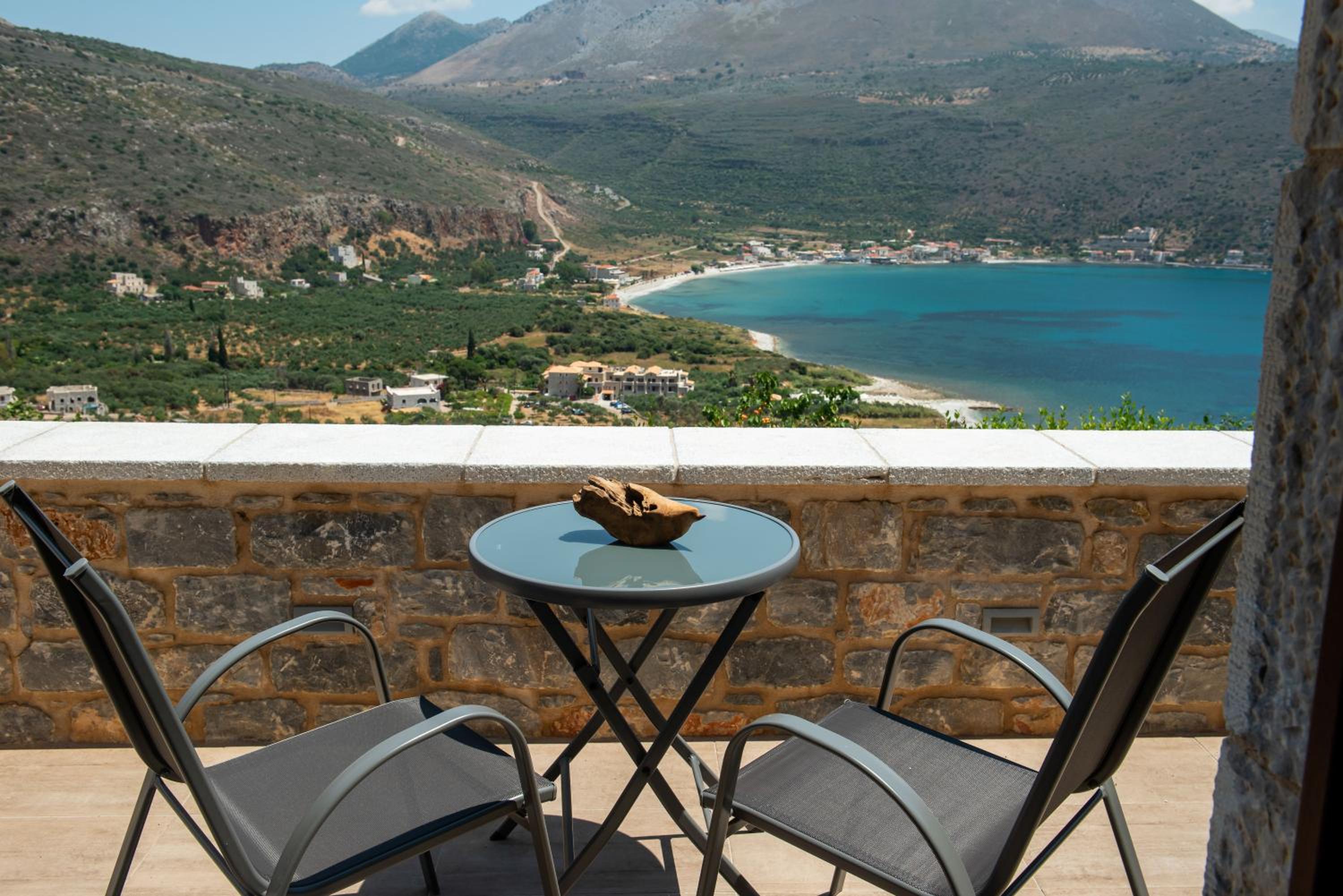 Junior Suite with Sea View - Photo 8