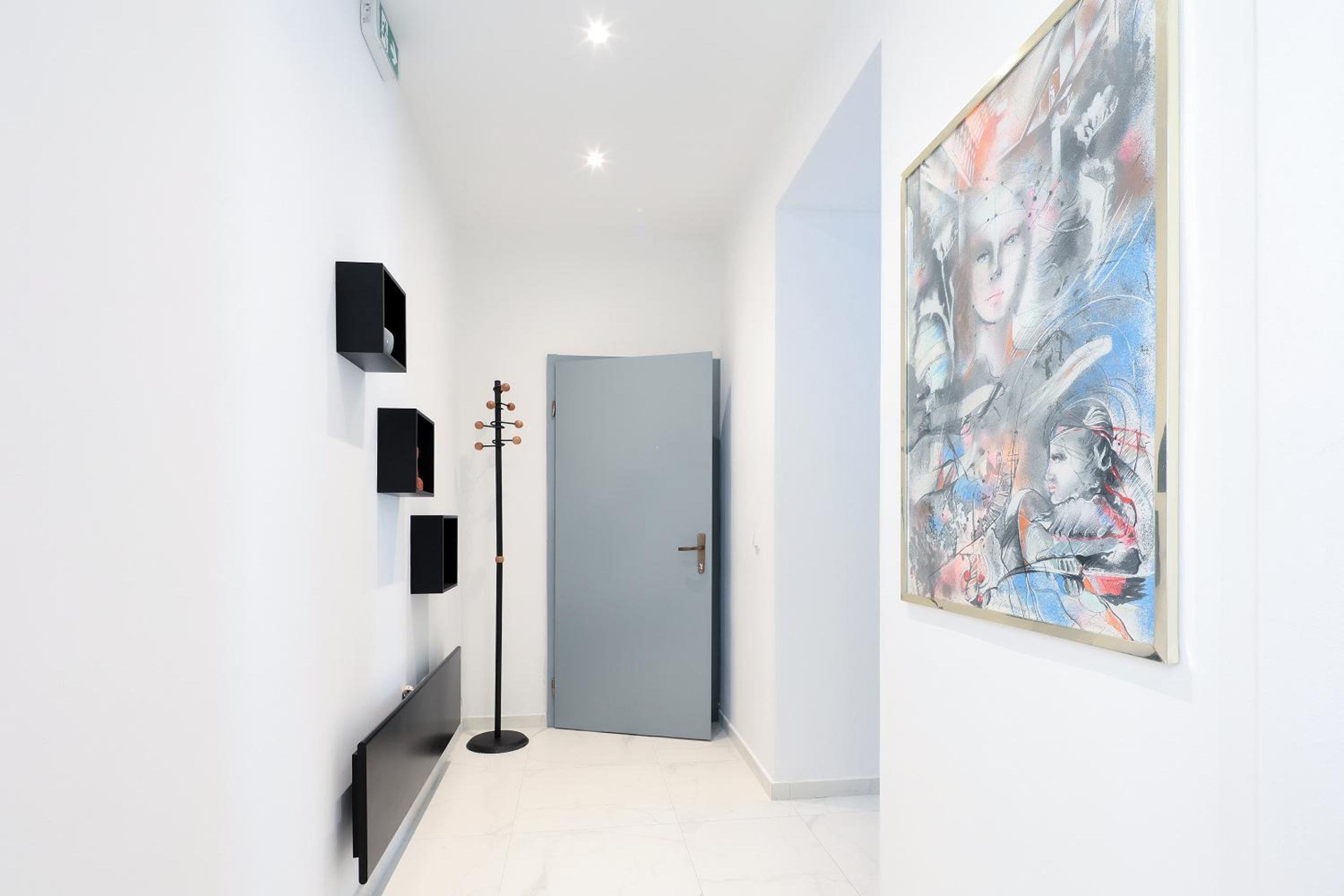Two-Bedroom Apartment - Photo 13
