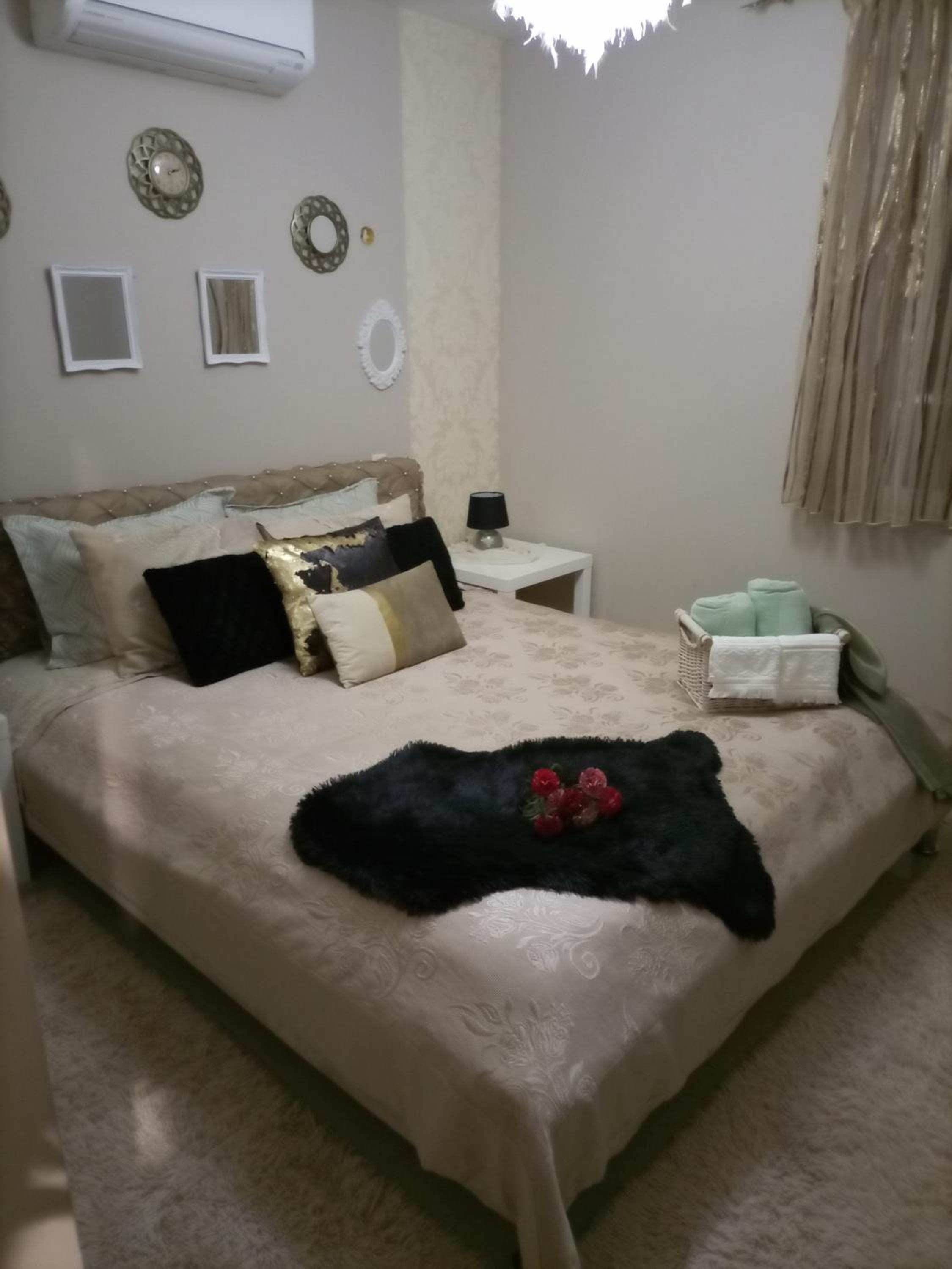 Three-Bedroom Apartment photo 1