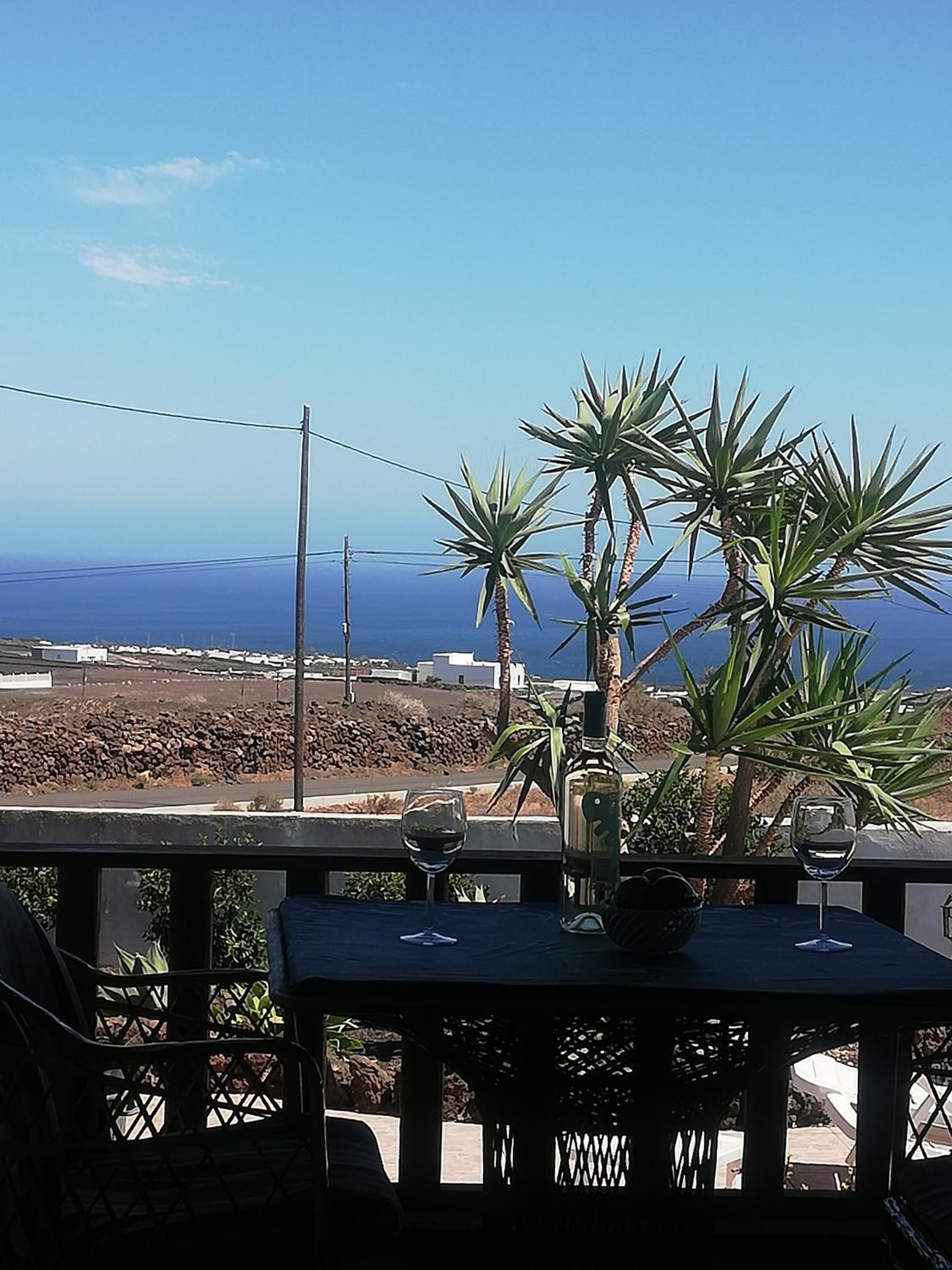 Villa photo 2