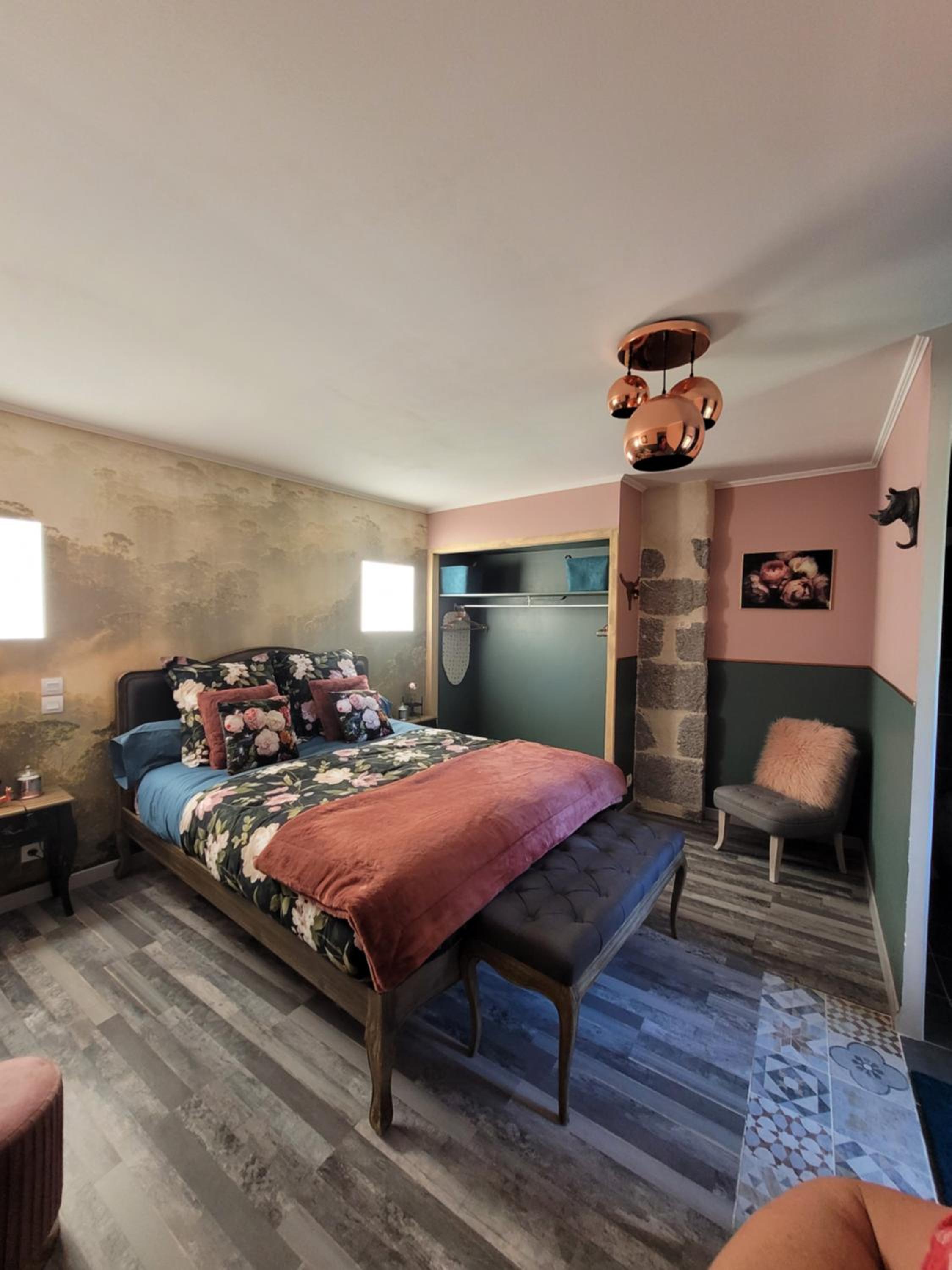 Two-Bedroom Apartment - Photo 8