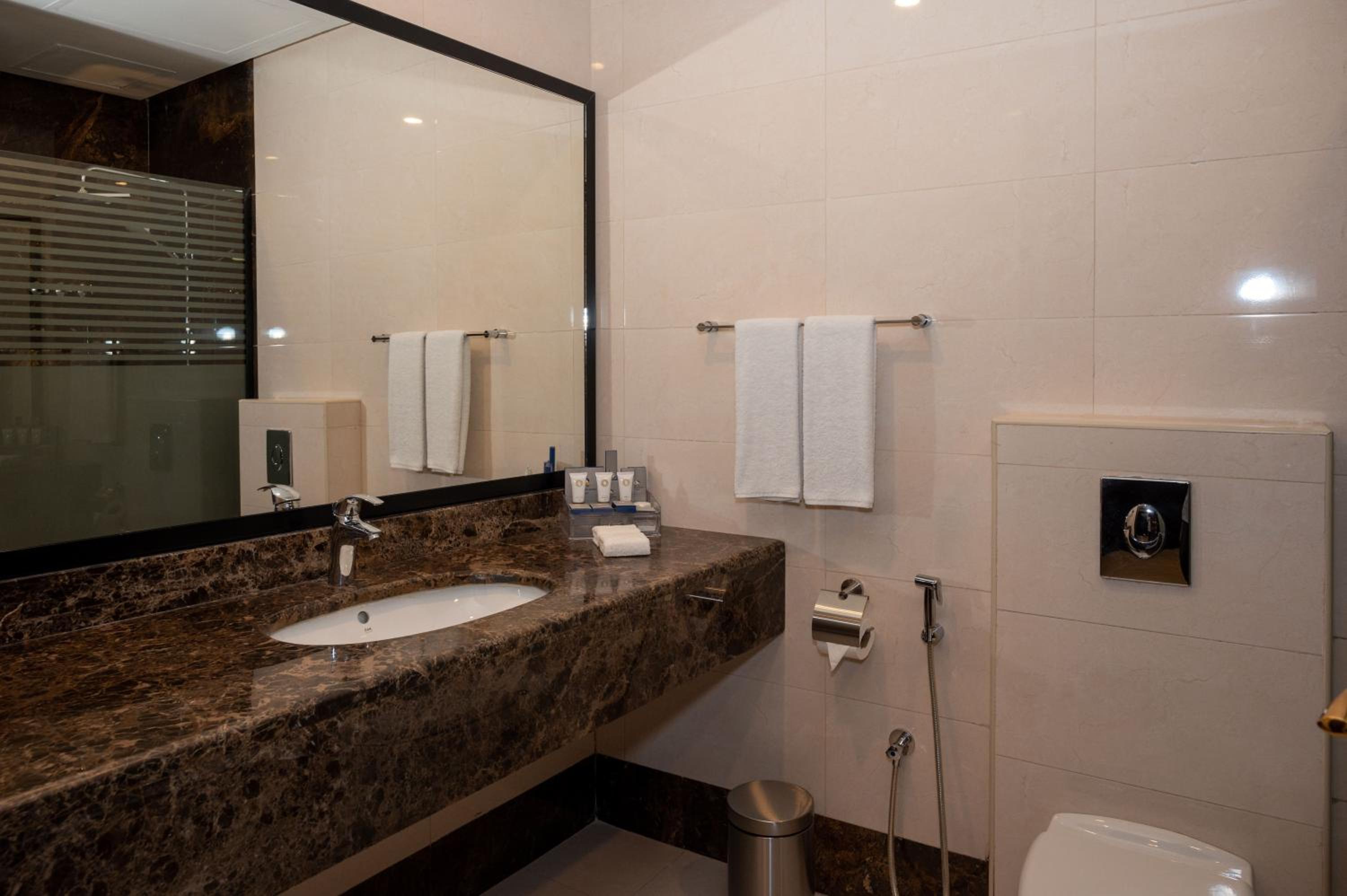 Junior Suite - Photo 14