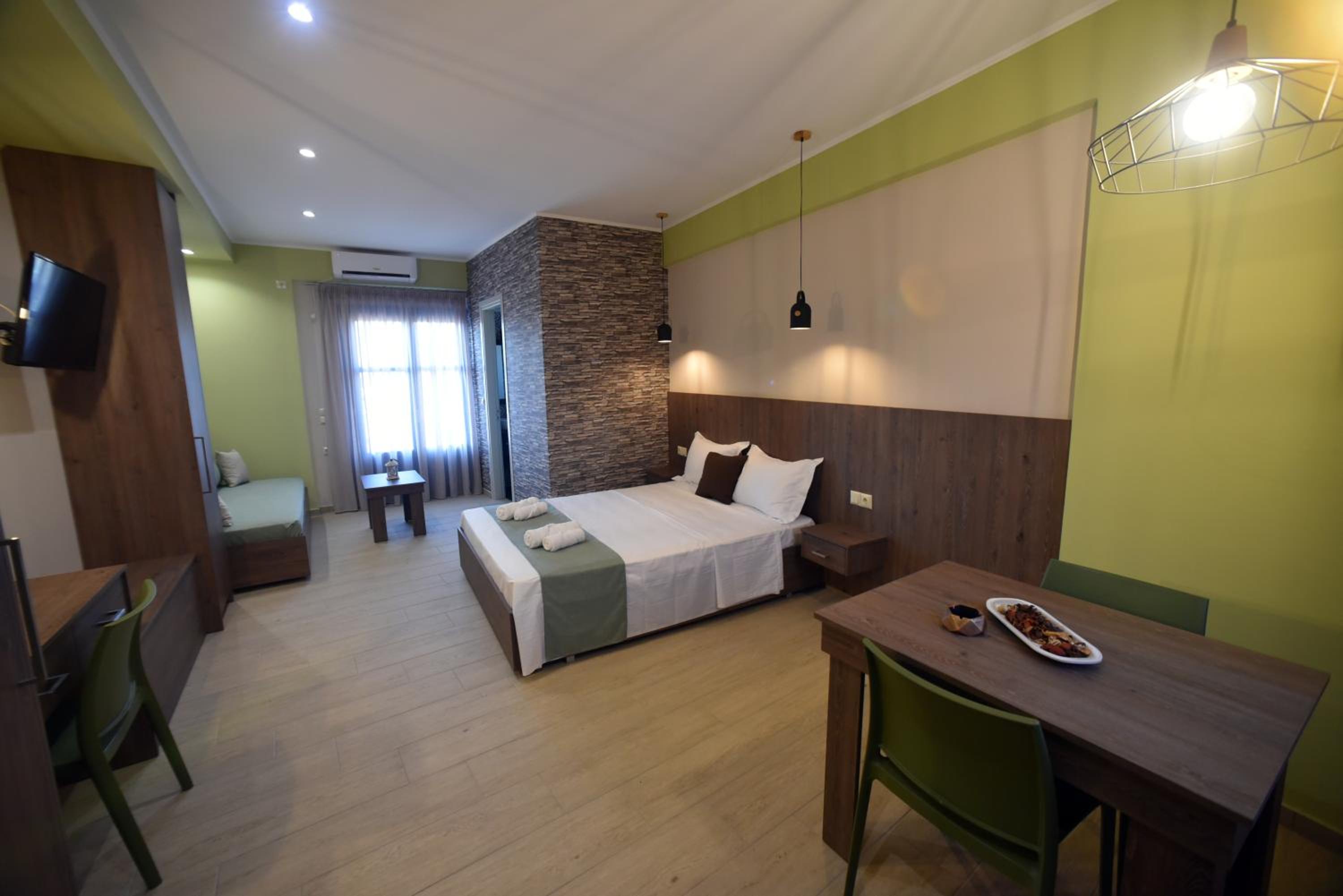 Apartment - Ground Floor photo 3