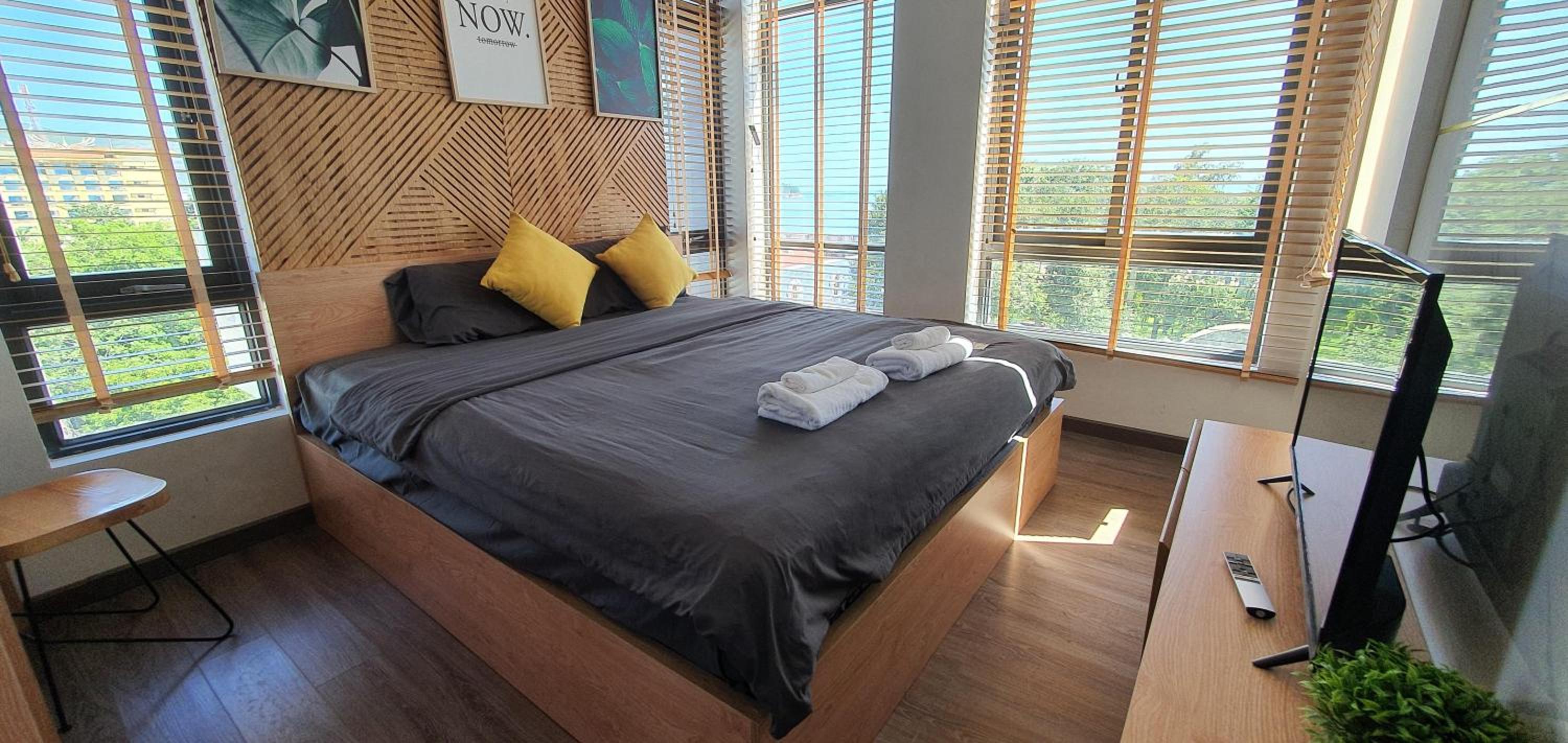 Studio Apartment With Sea View