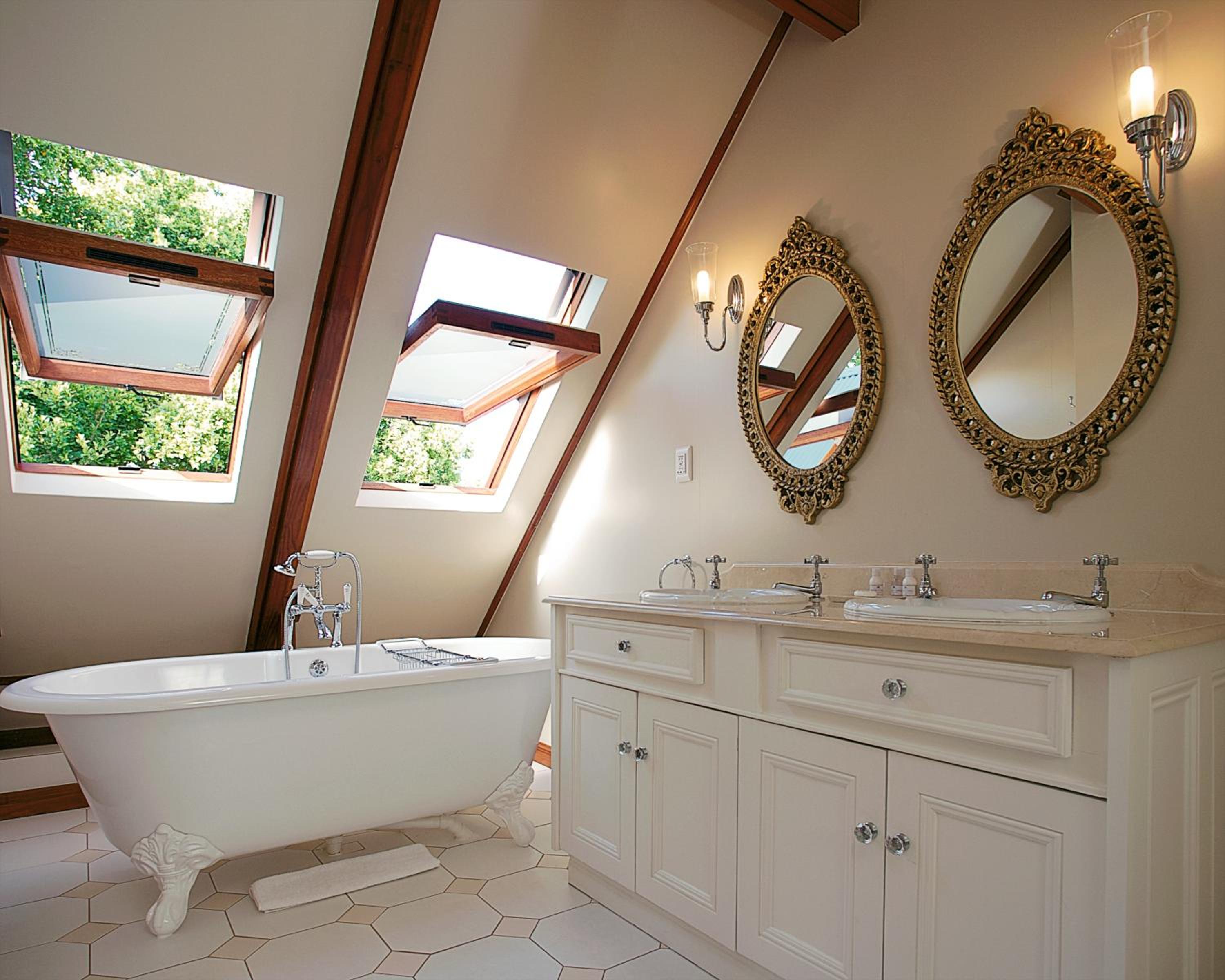 Luxury Loft Room - Photo 5