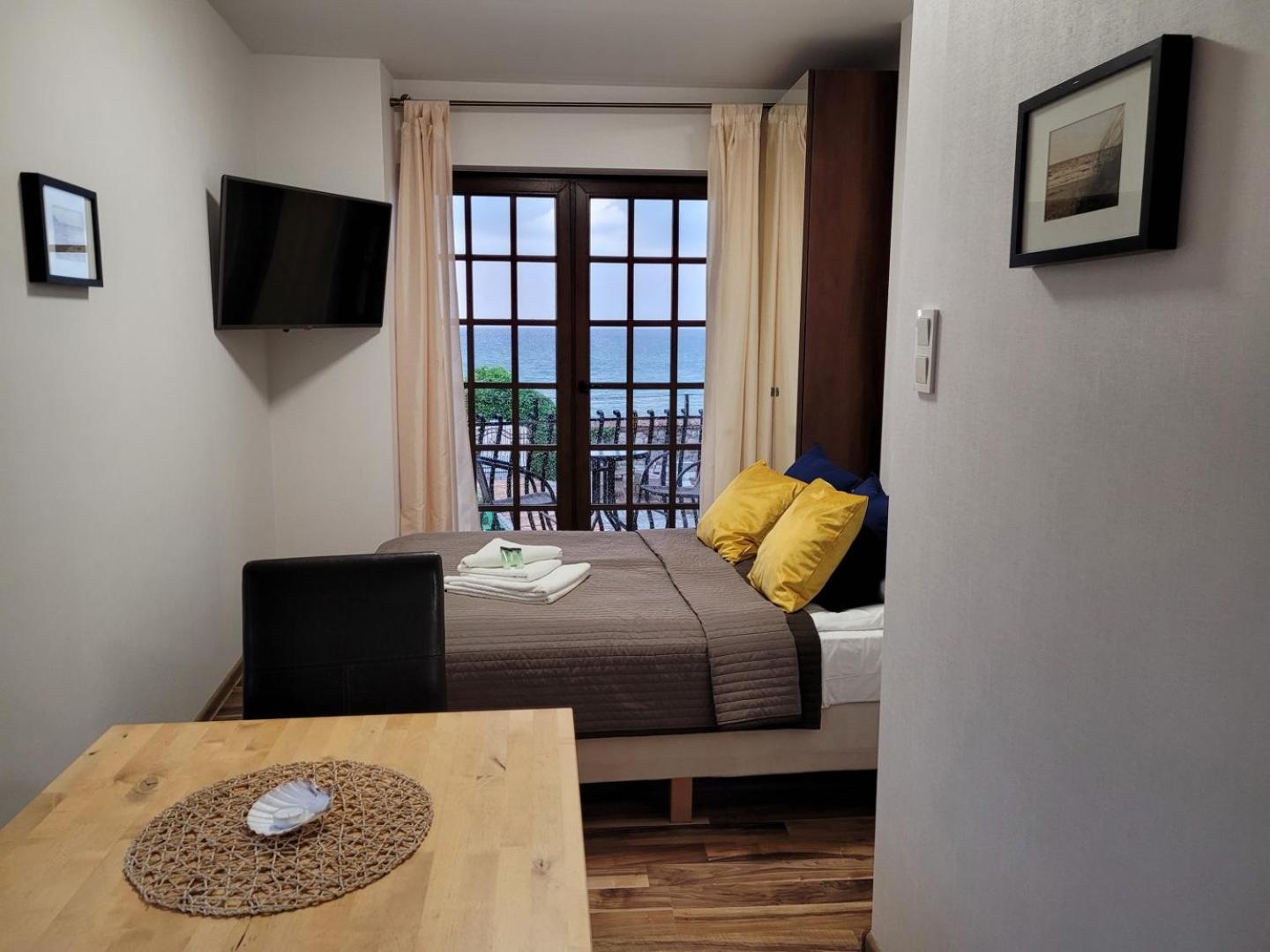 Studio with Sea View photo 1