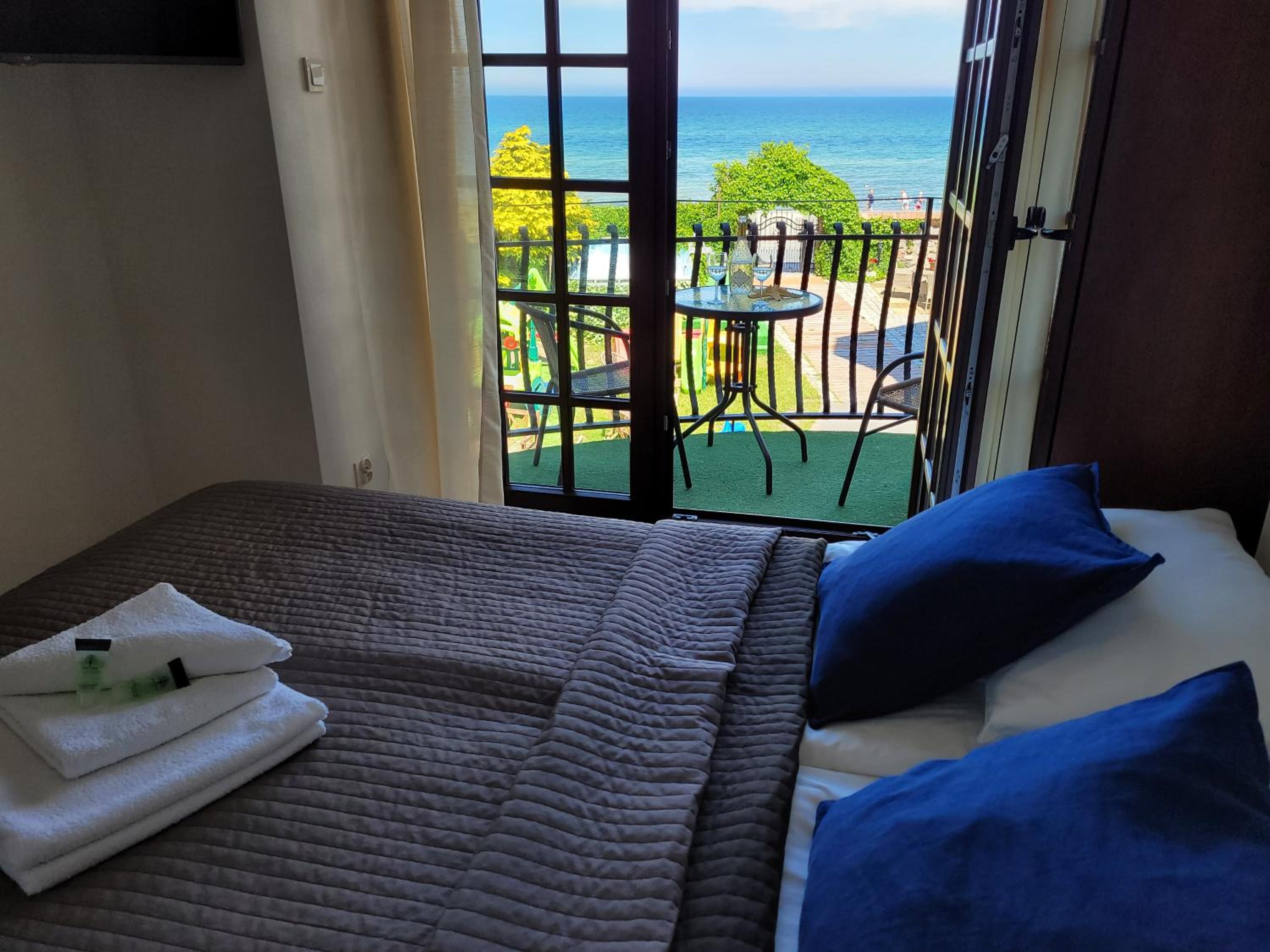 Studio with Sea View photo 2