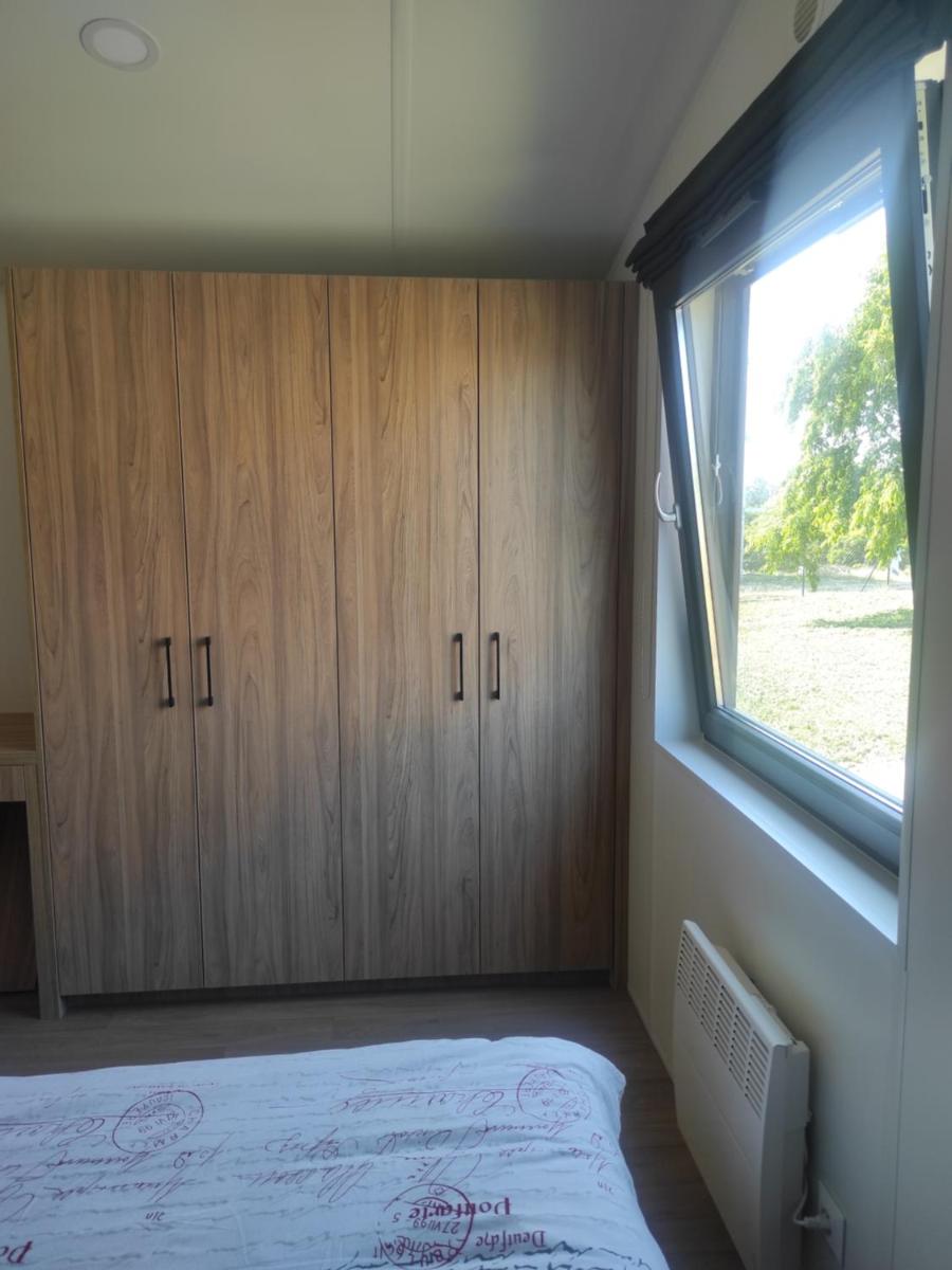 Two-Bedroom House photo 2