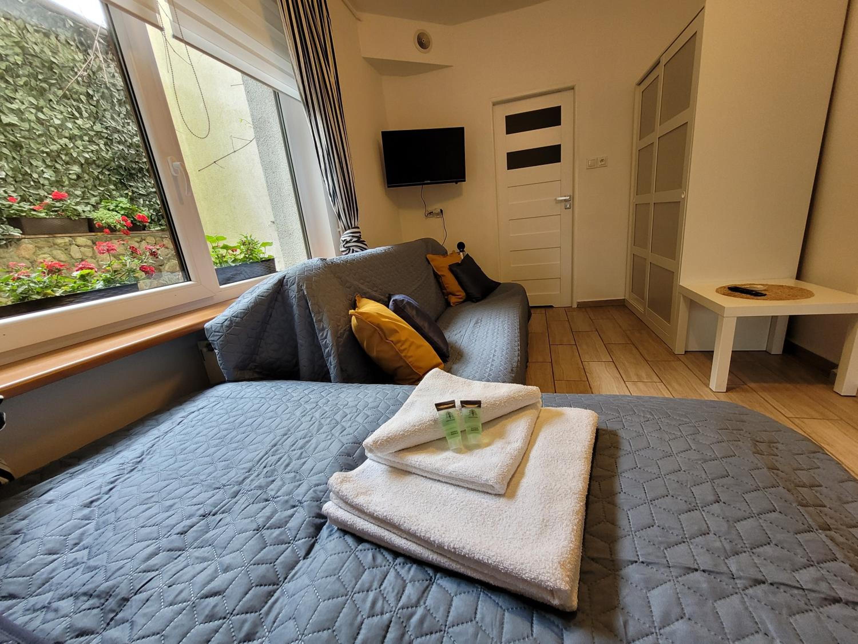 Small Economy Room Near The Beach Entrance photo 1