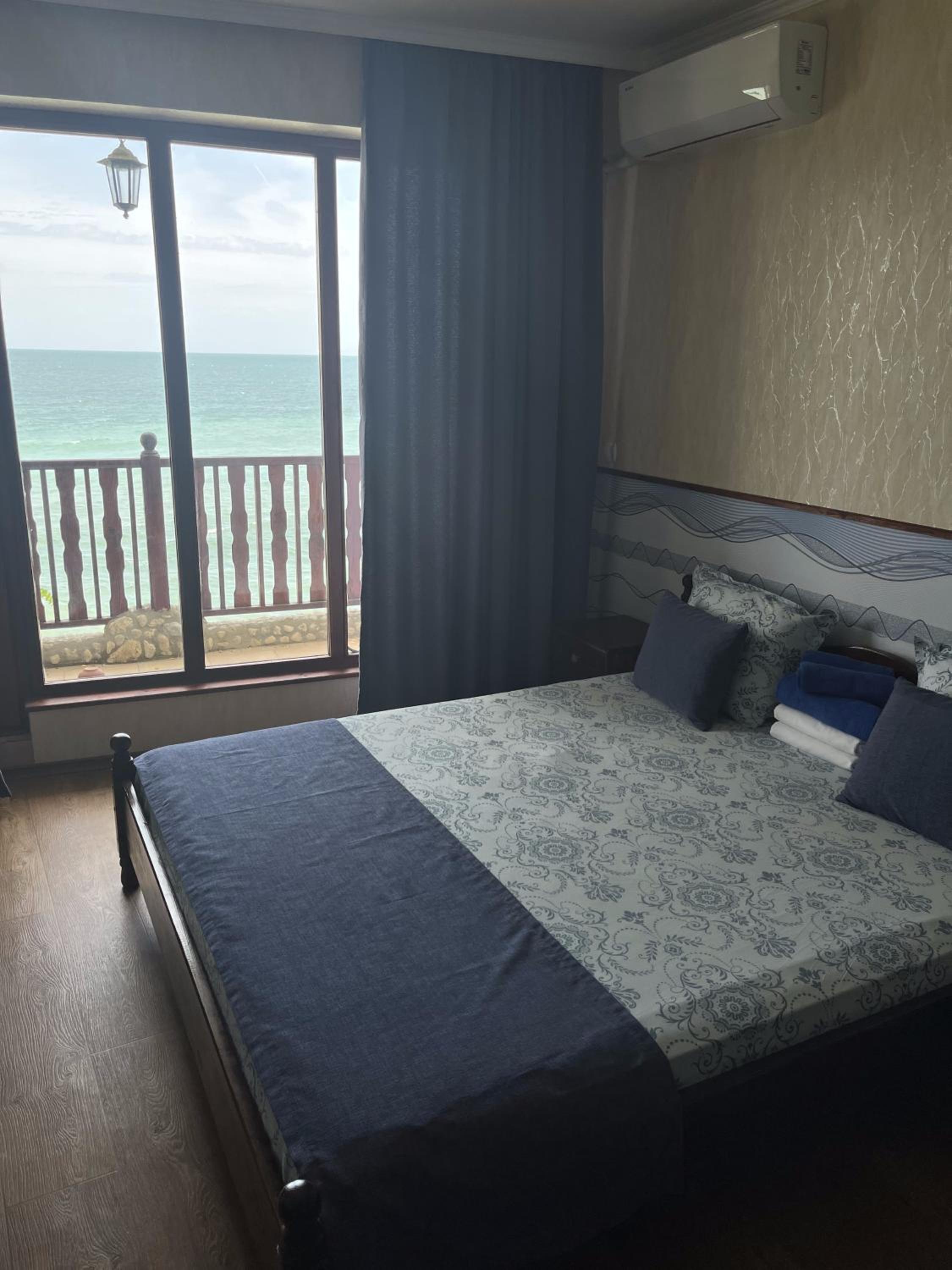 Double Room with Sea View and Balcony photo 1