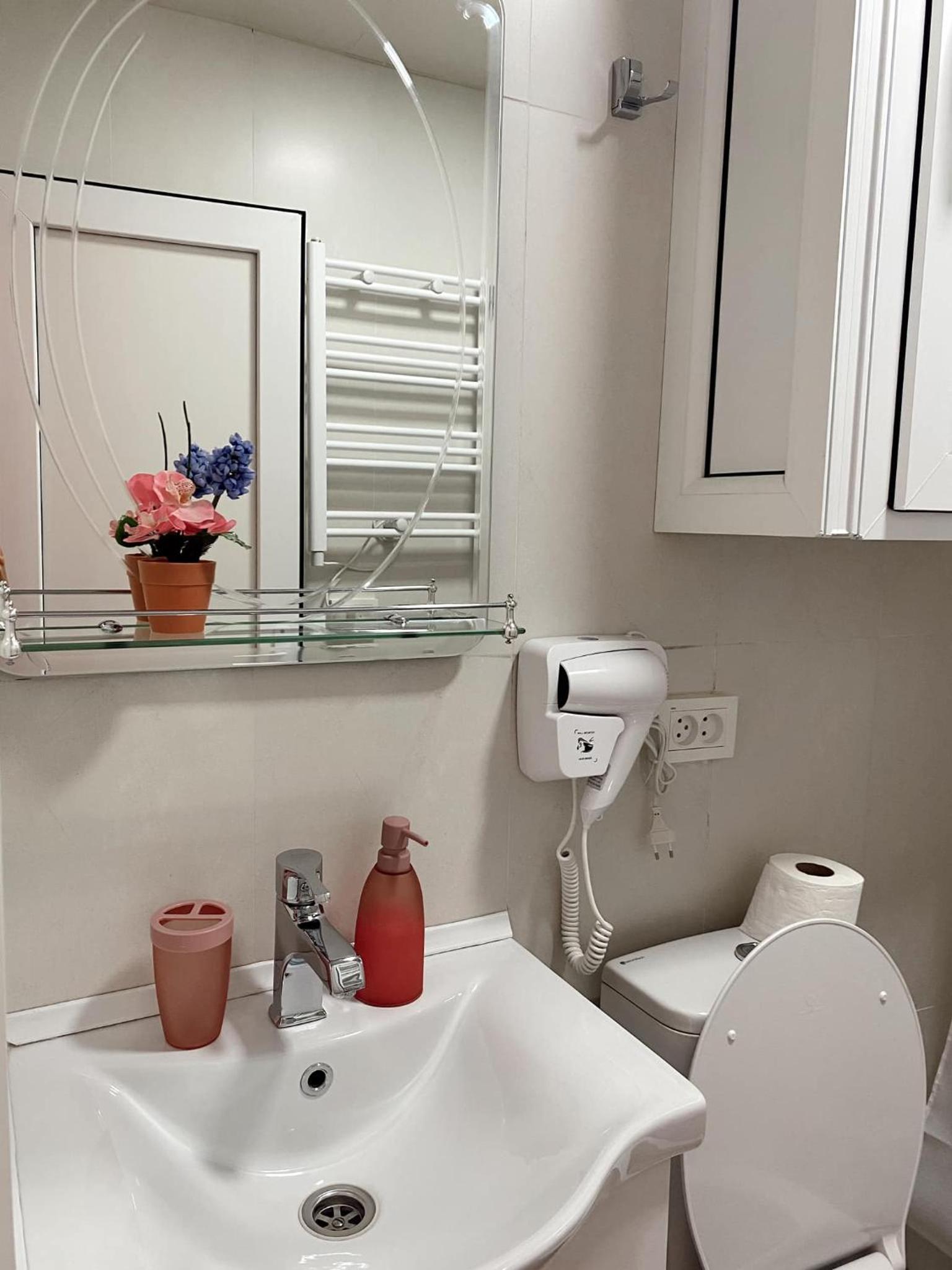 Double Room with Private Bathroom photo 3