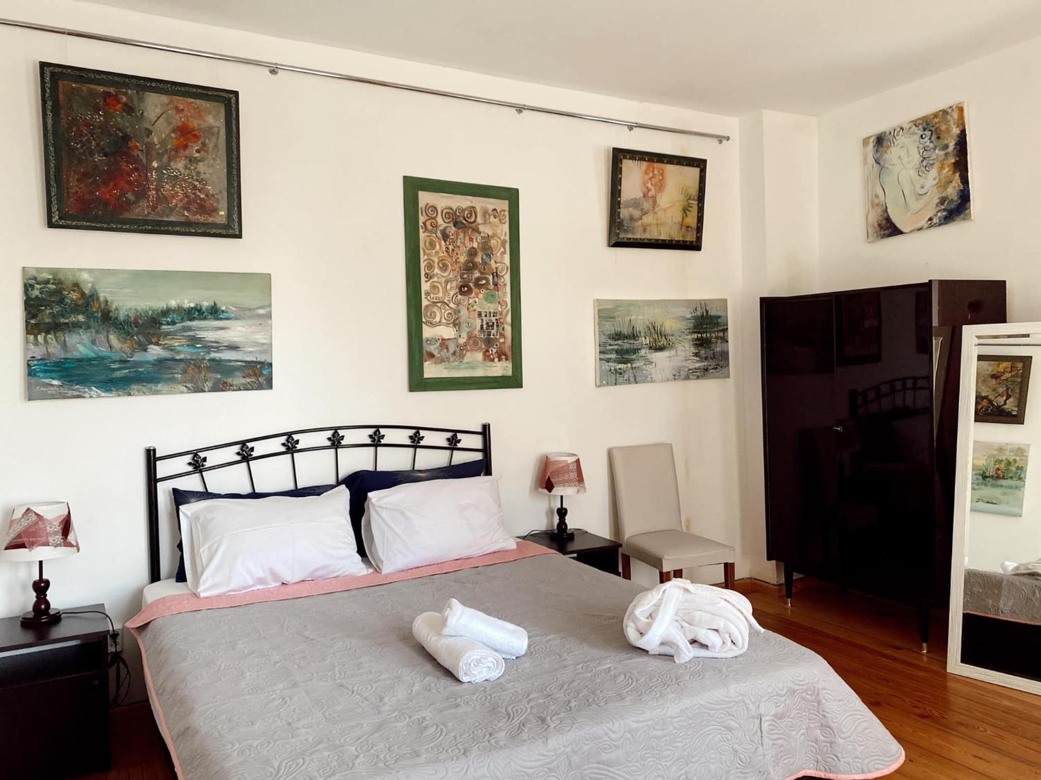 Double Room with Private Bathroom photo 2