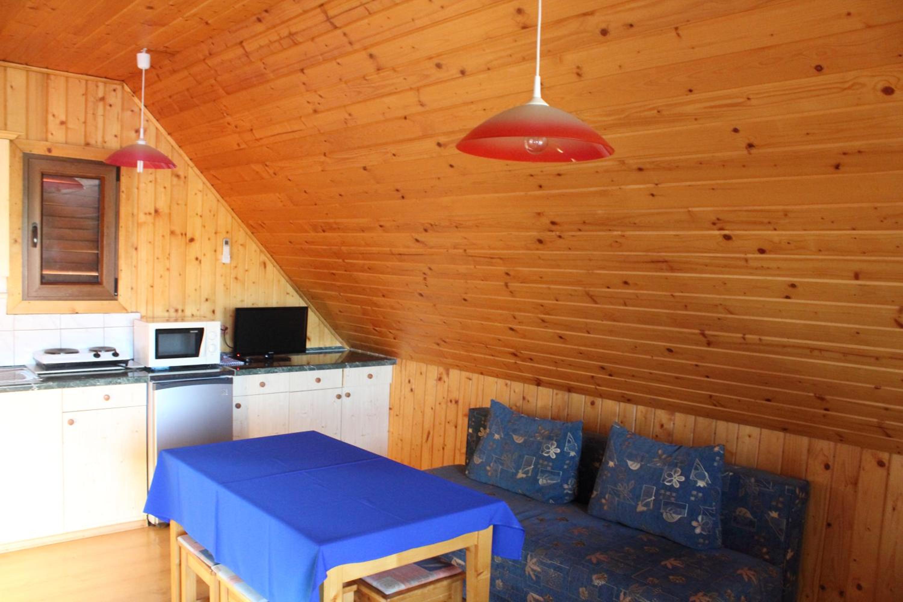 One-Bedroom Apartment with Balcony photo 3