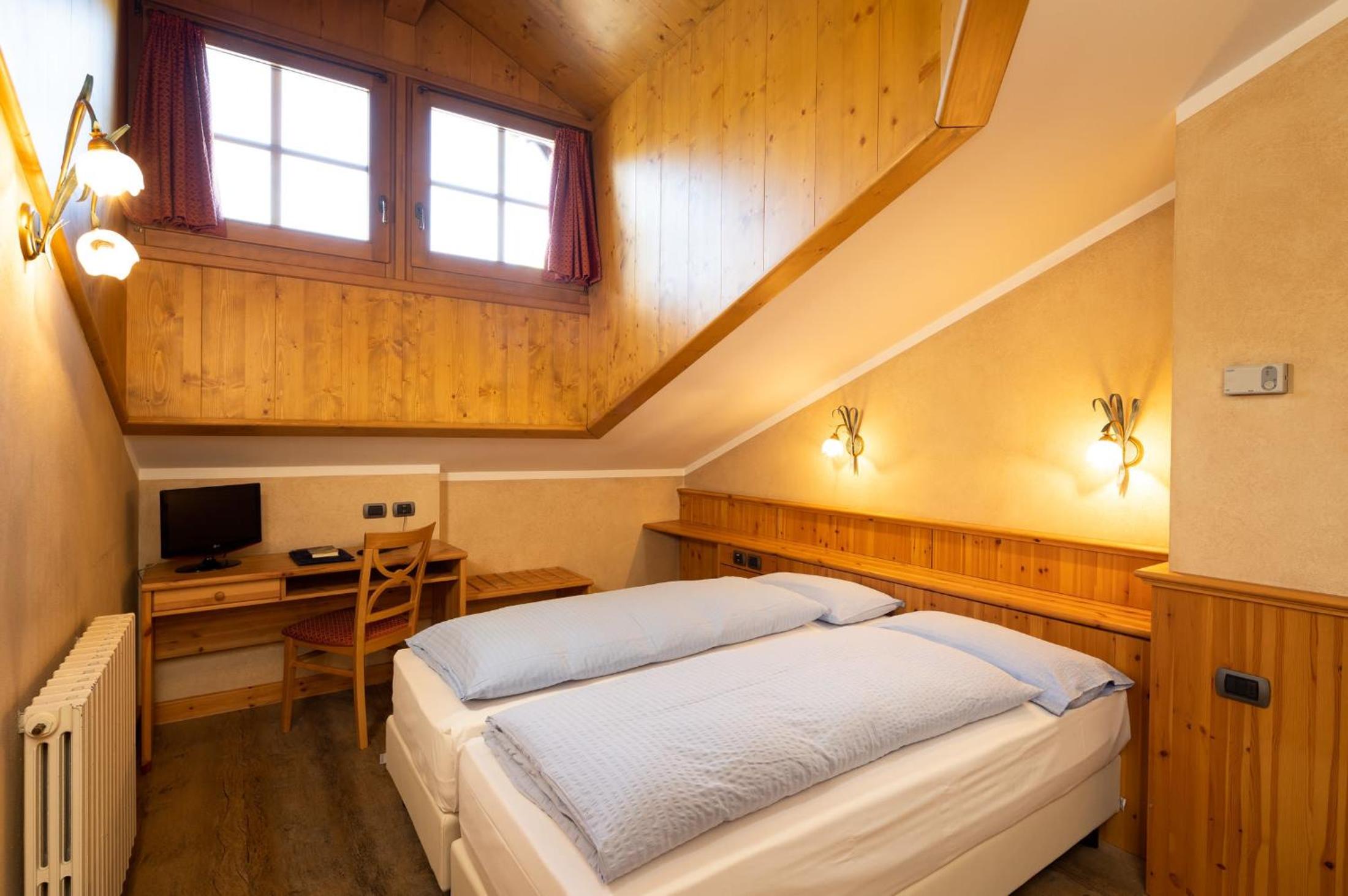 Economy Double Or Twin Room