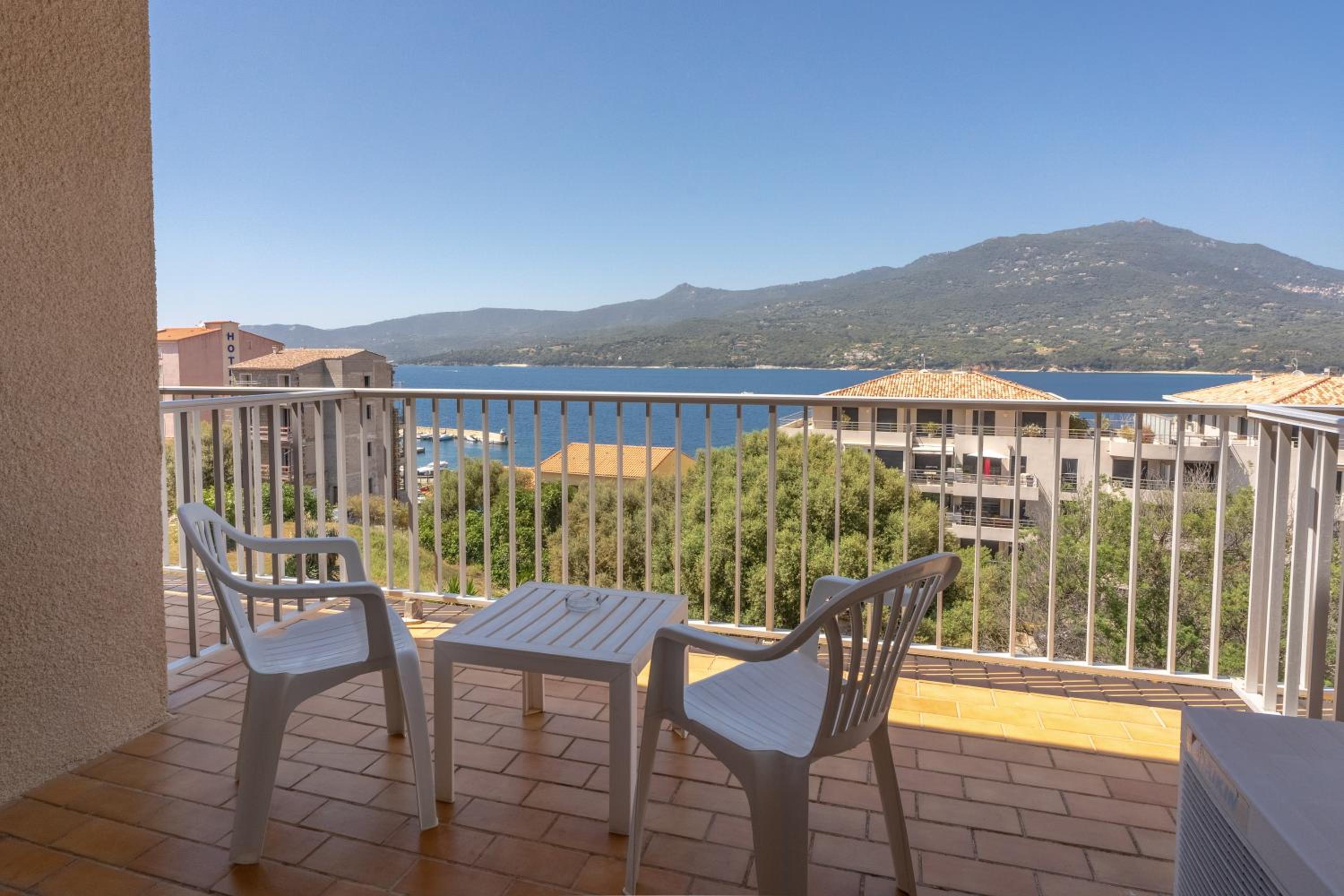 Double Room with Sea View photo 3