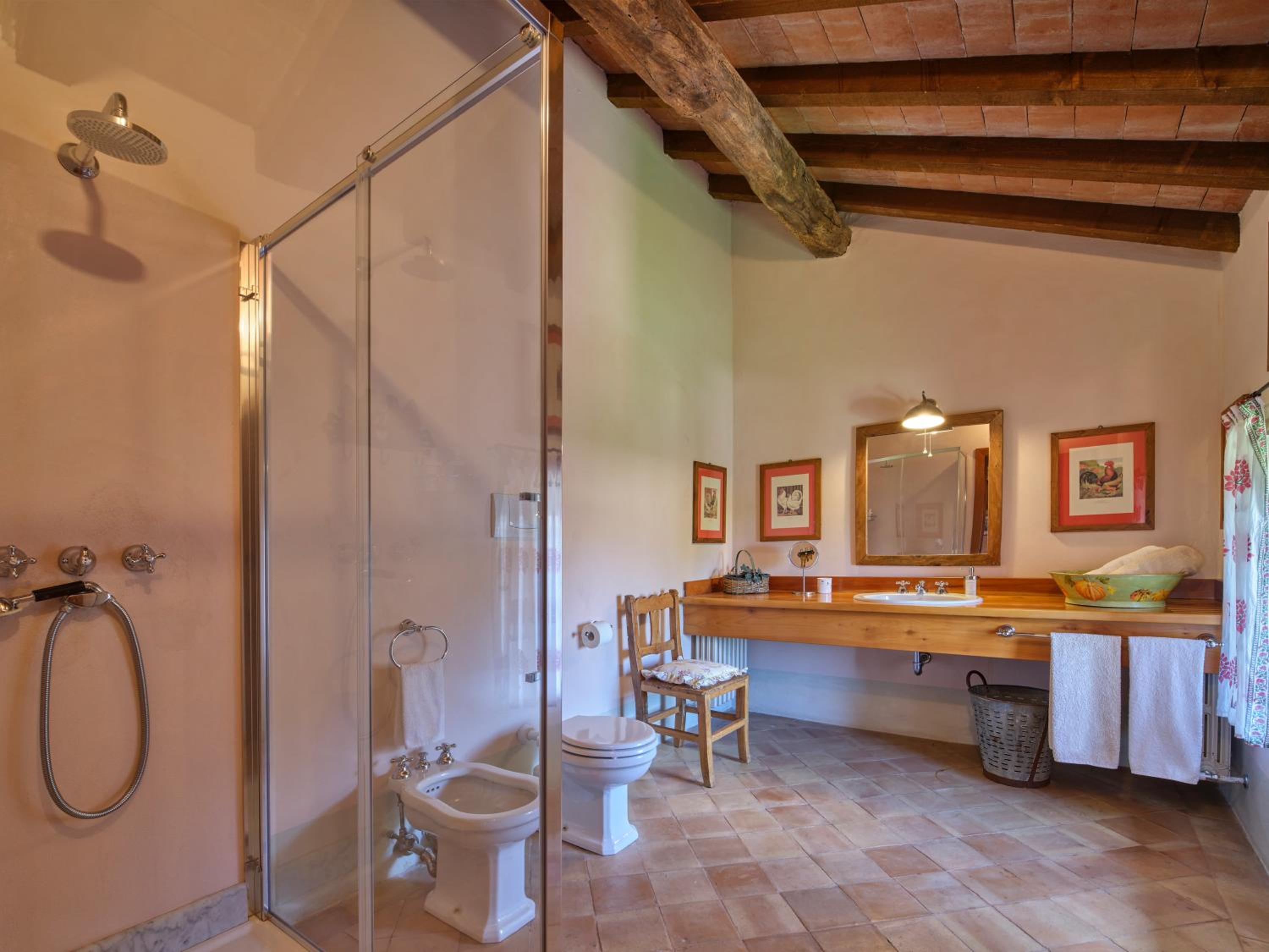Double or Twin Room with Private Bathroom photo 2