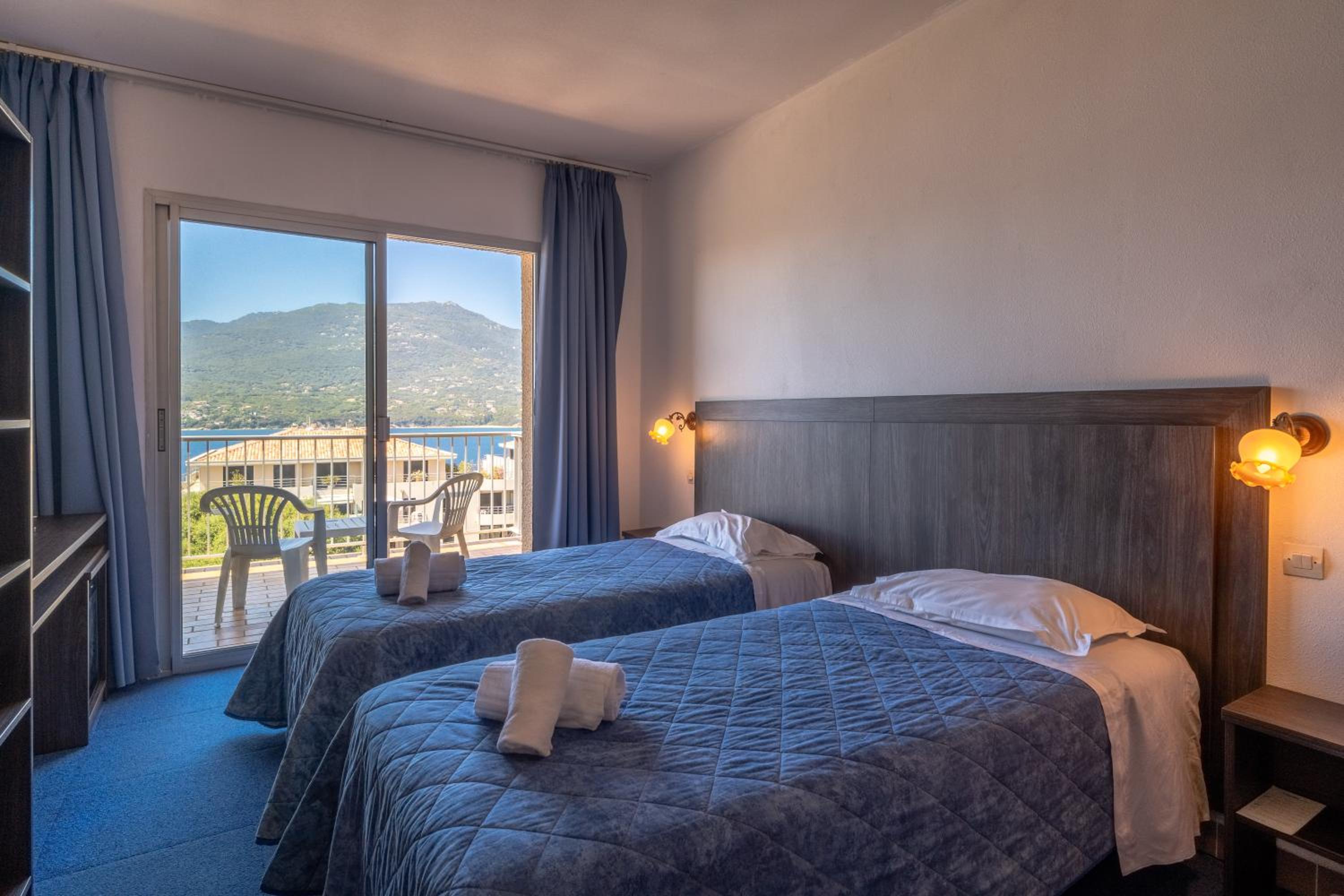 Twin Room with Sea View