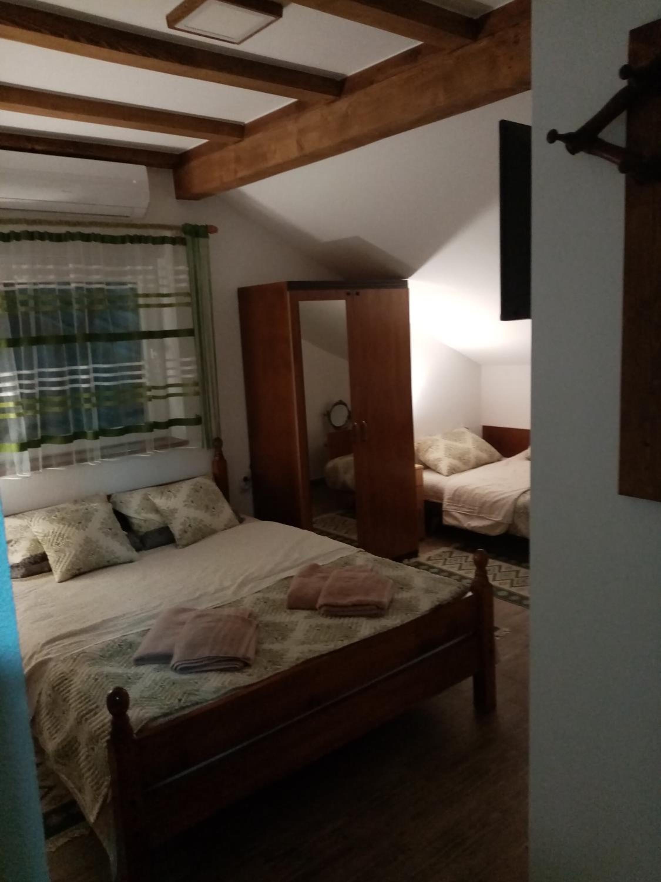 Three-Bedroom Apartment with Balcony photo 1
