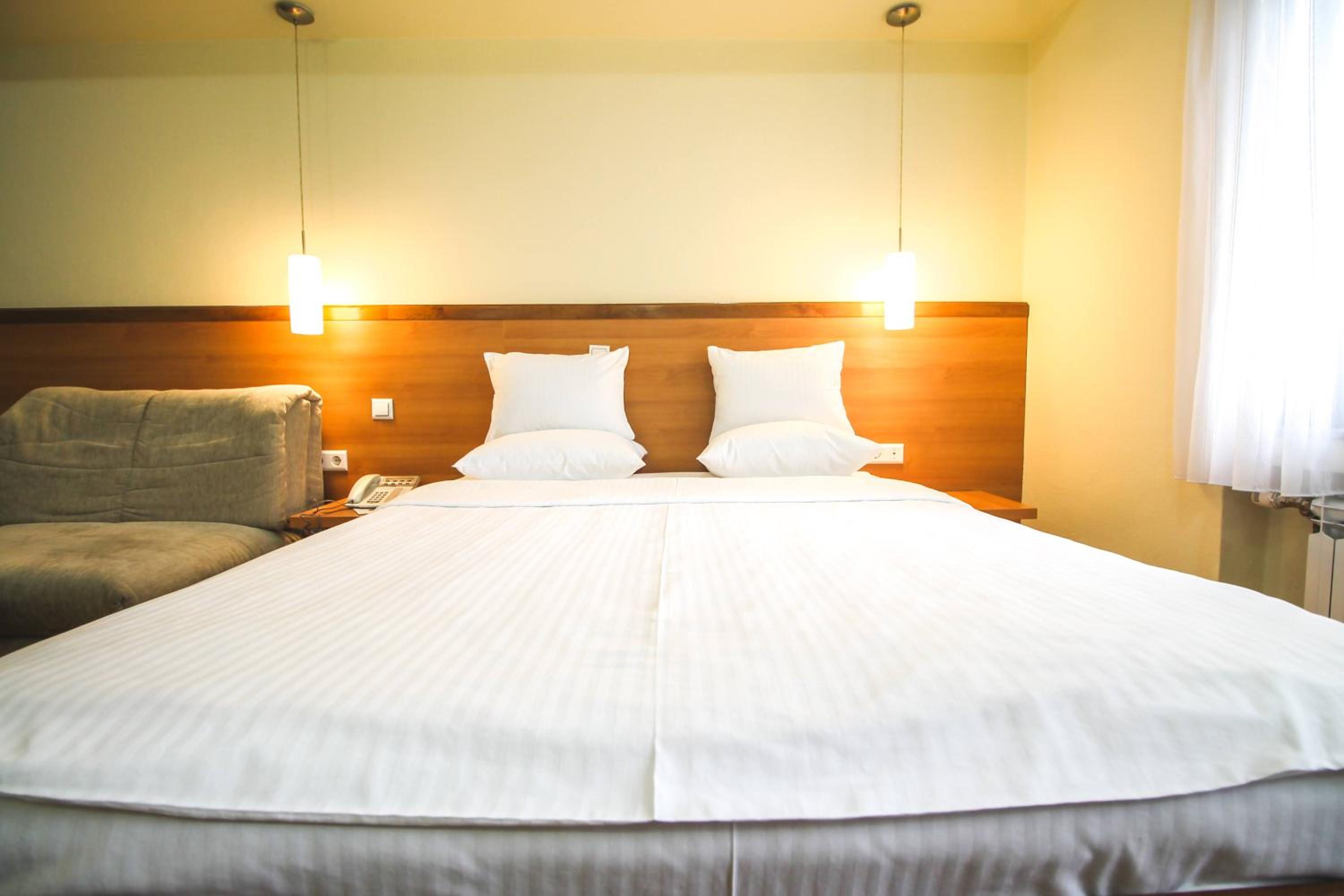 Two-Bedroom Suite photo 3