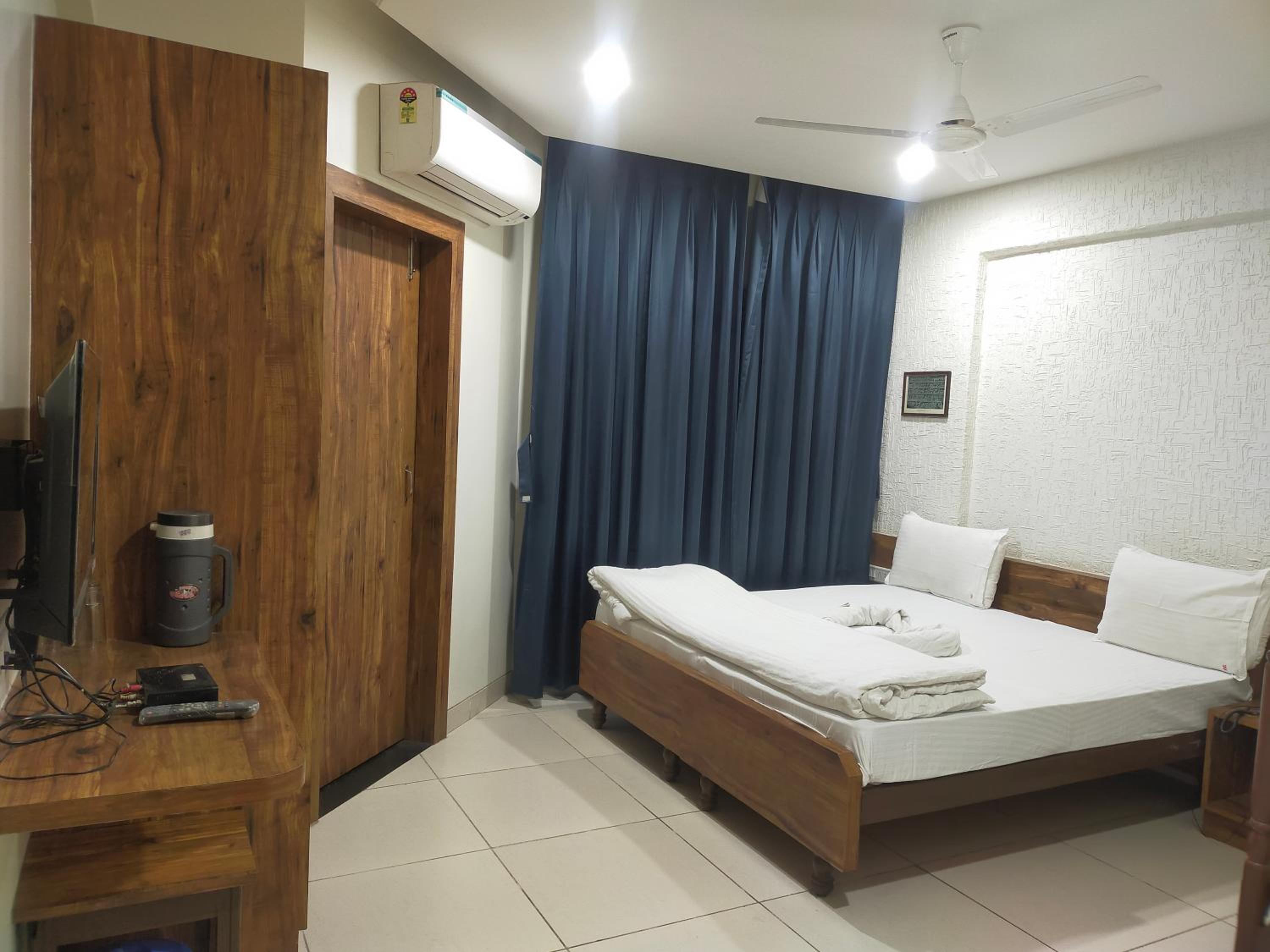 Superior Double Room - Photo 10