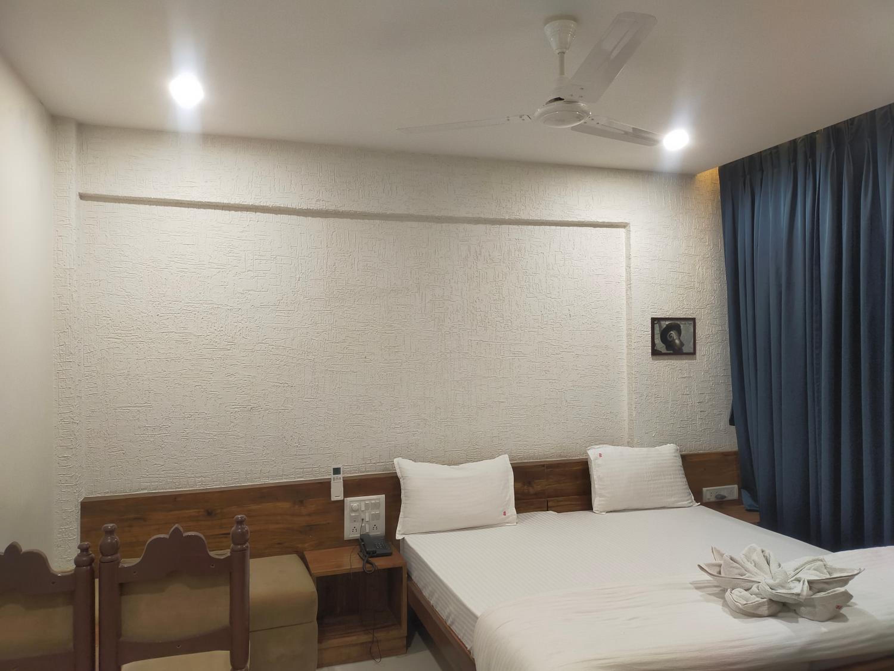 Superior Double Room - Photo 8