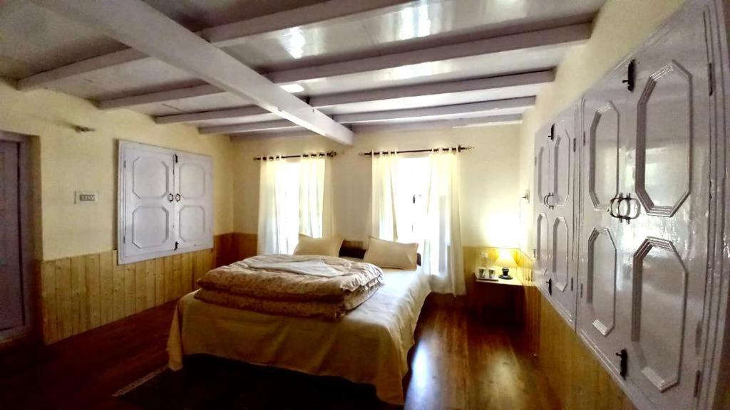 Double Room with Private Bathroom photo 2