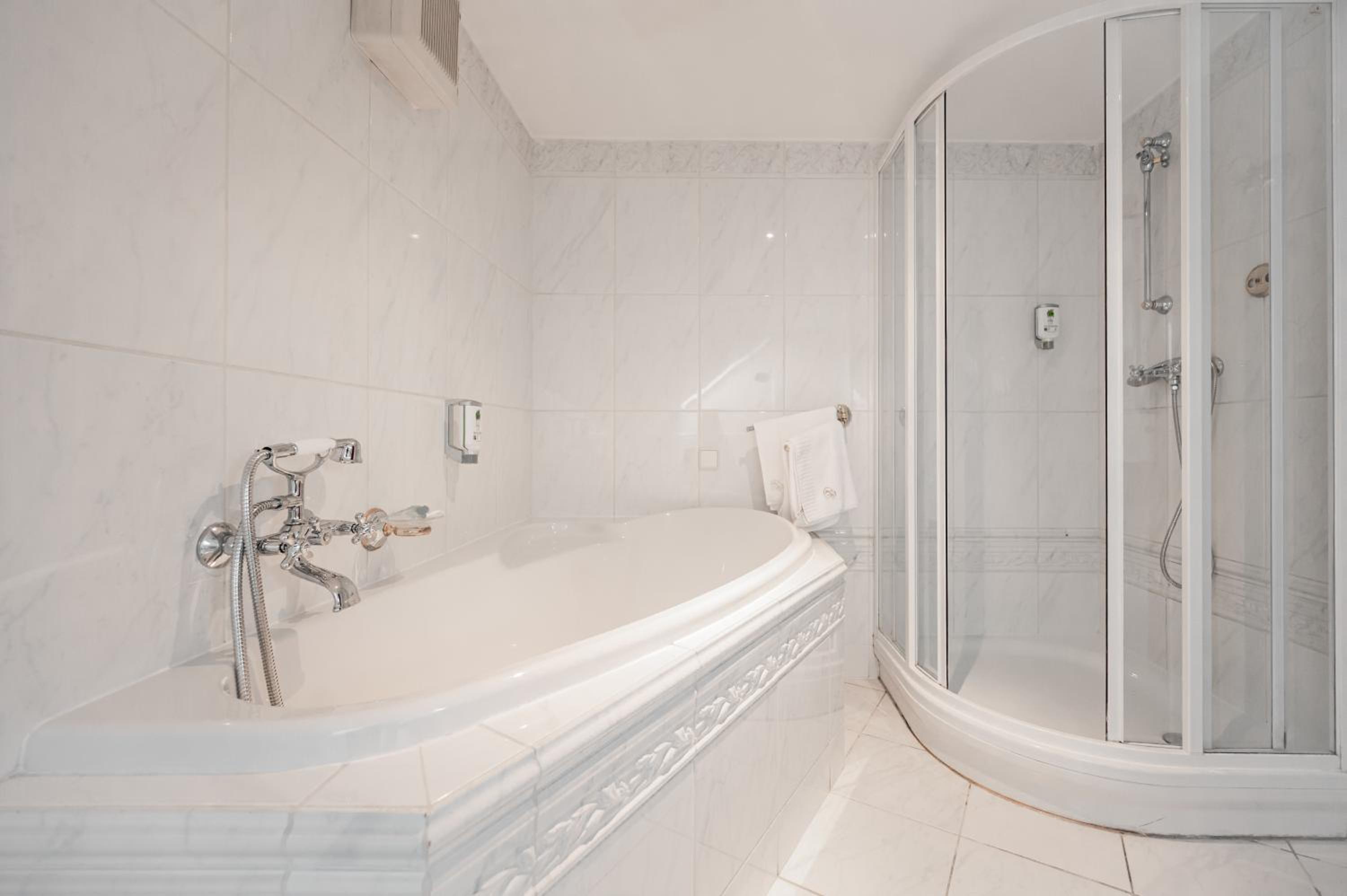 Suite photo 3
