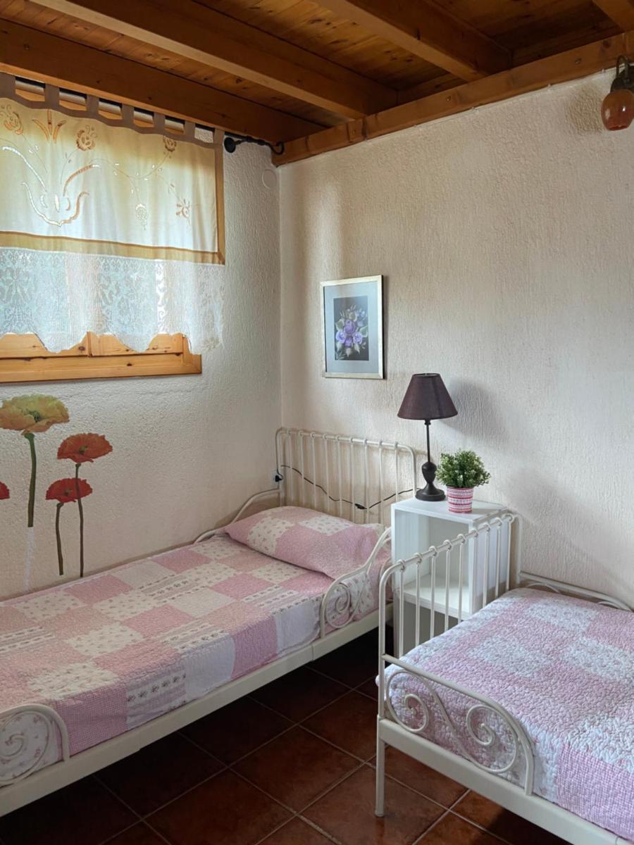 Two-Bedroom House photo 2