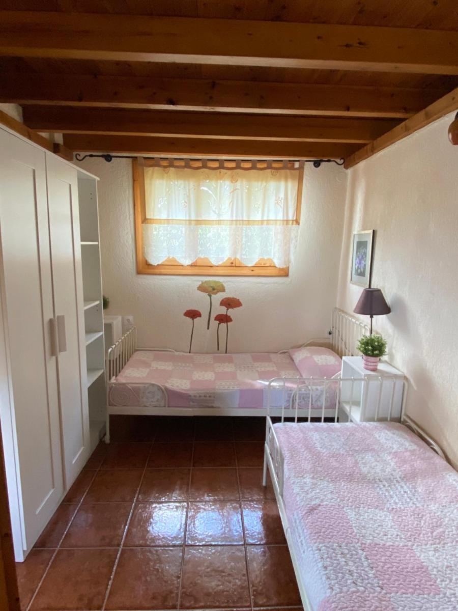 Two-Bedroom House photo 3