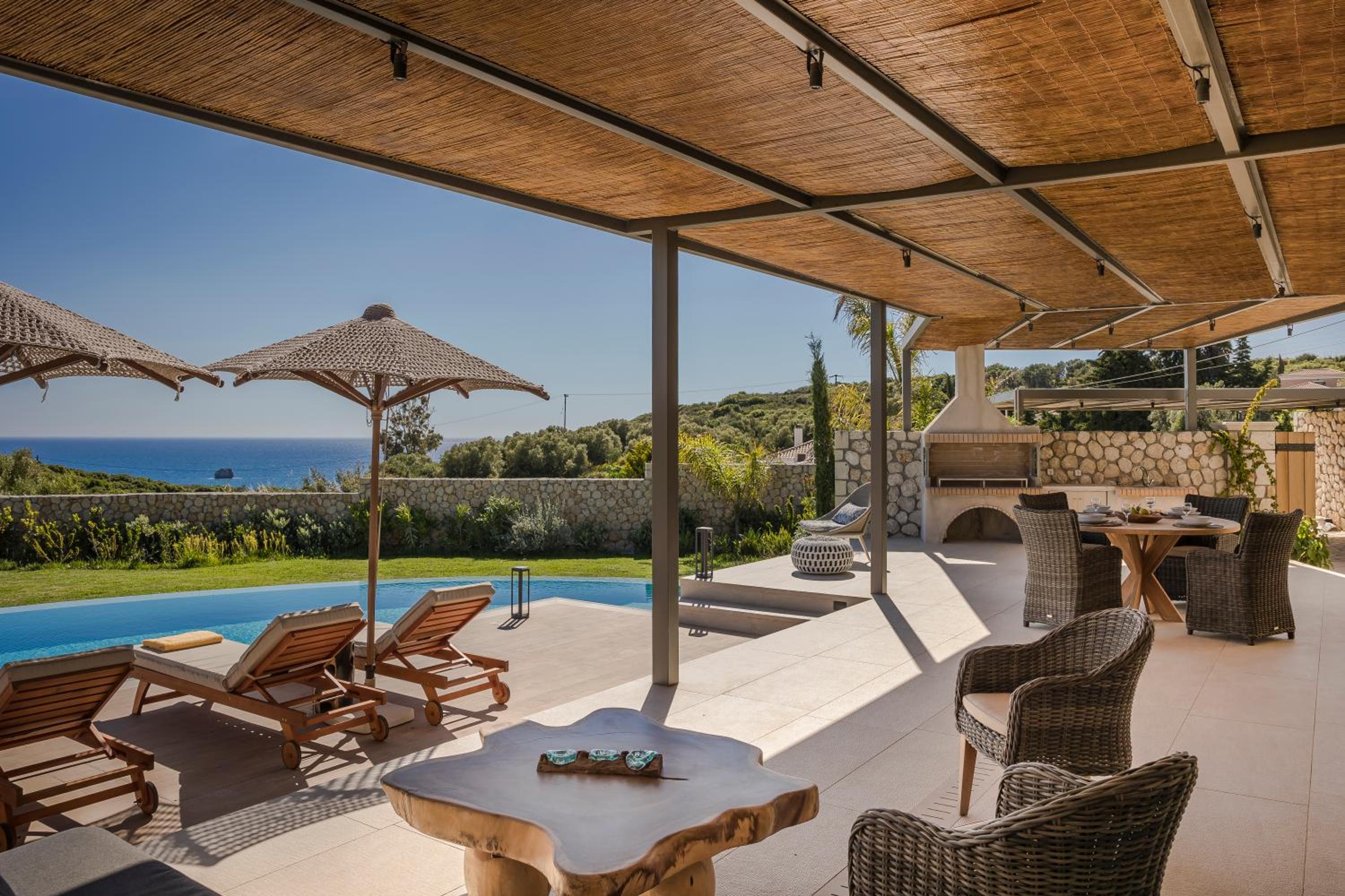 Villa with Sea View photo 3