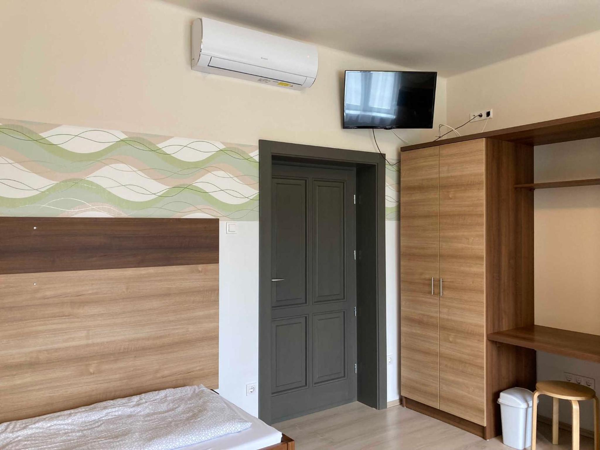 Triple Room with Shared Bathroom photo 1