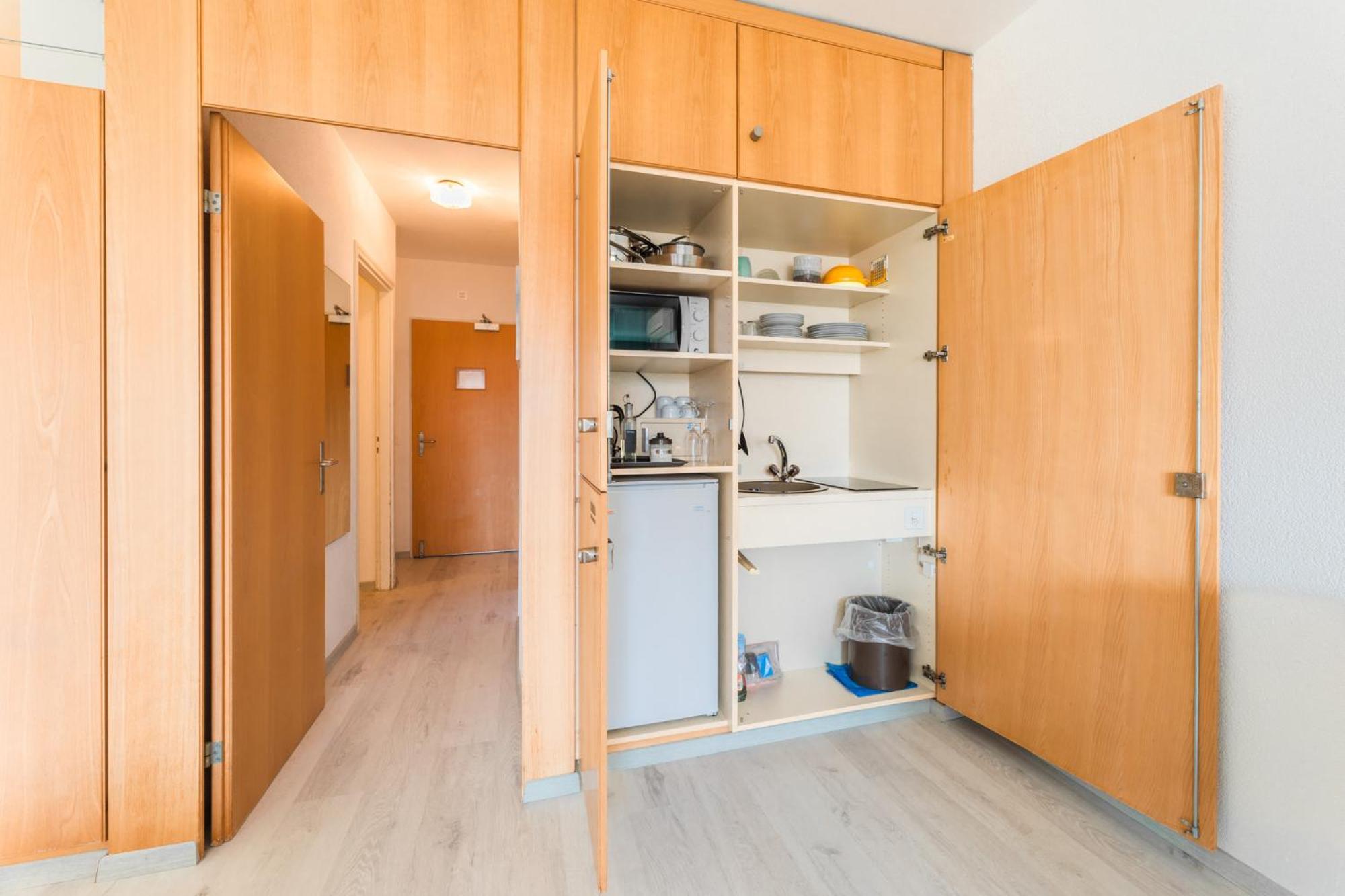 Apartment with Garden View - Photo 11