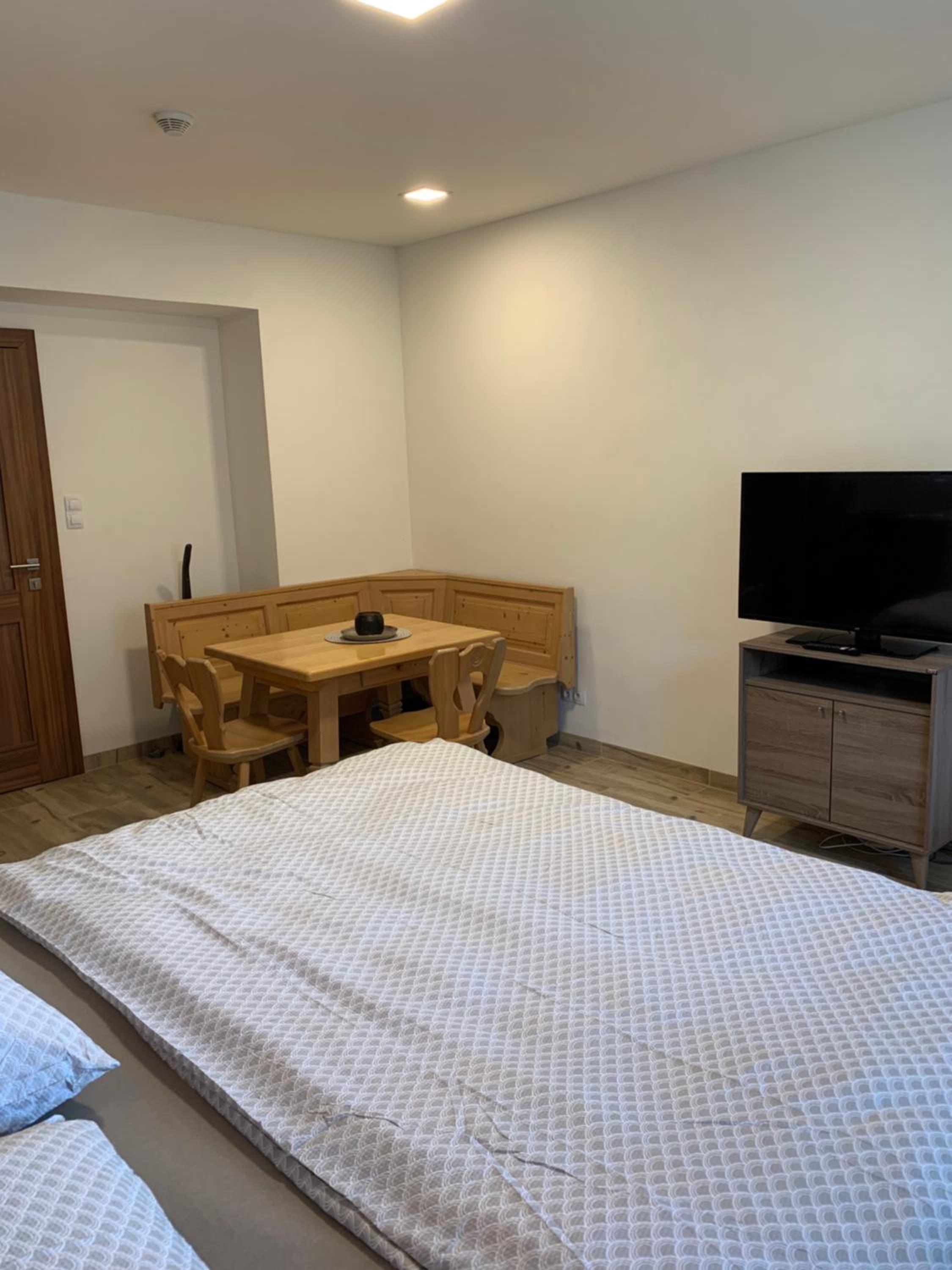 Apartment with Terrace photo 3