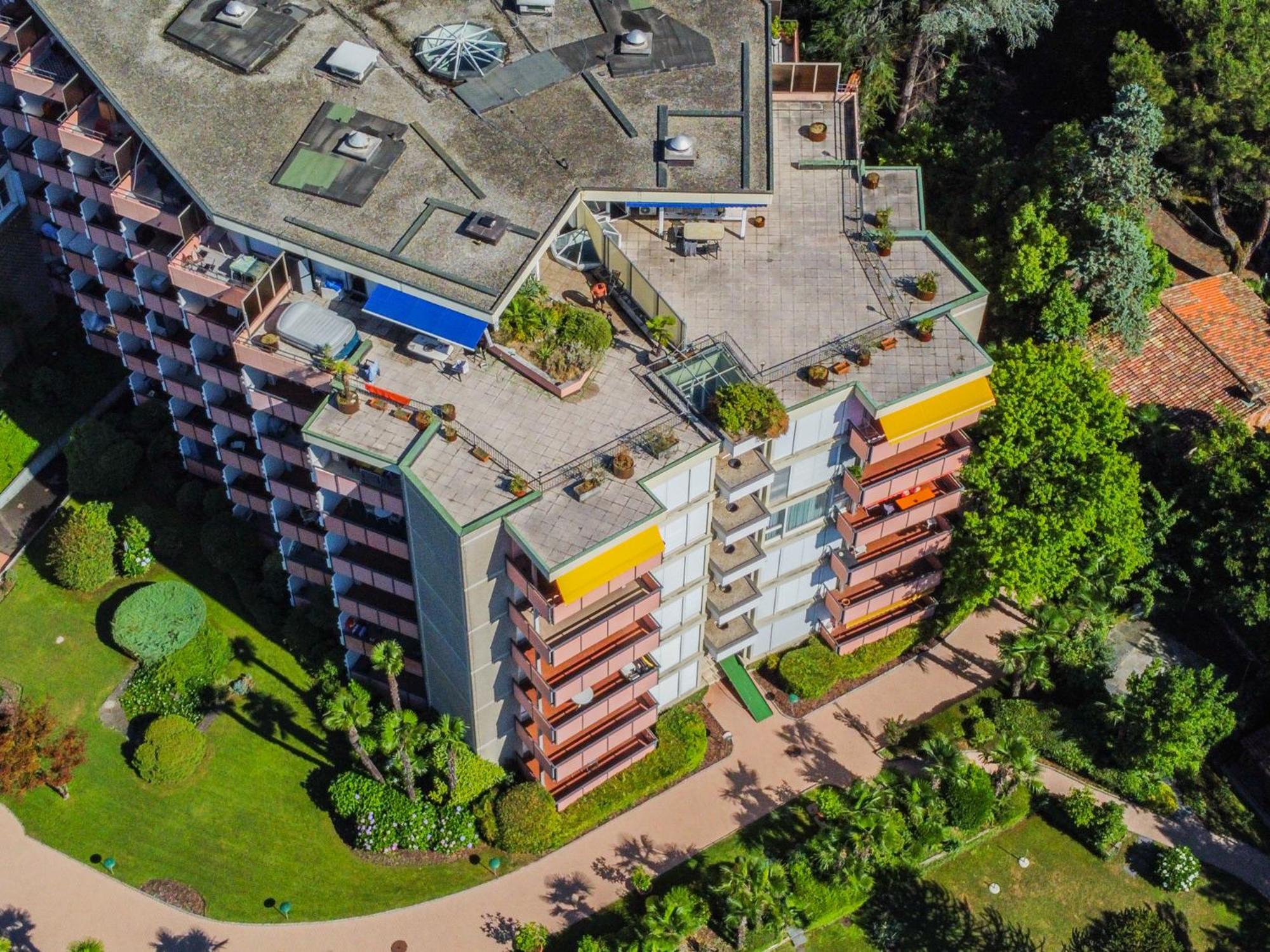 Apartment with Garden View - Photo 3