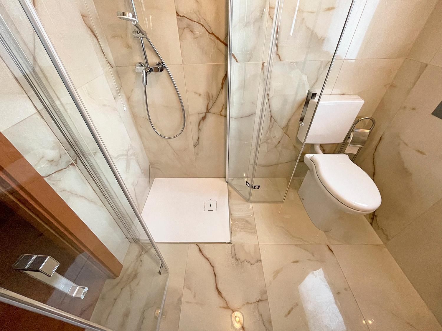 Double Room - Disability Access photo 3