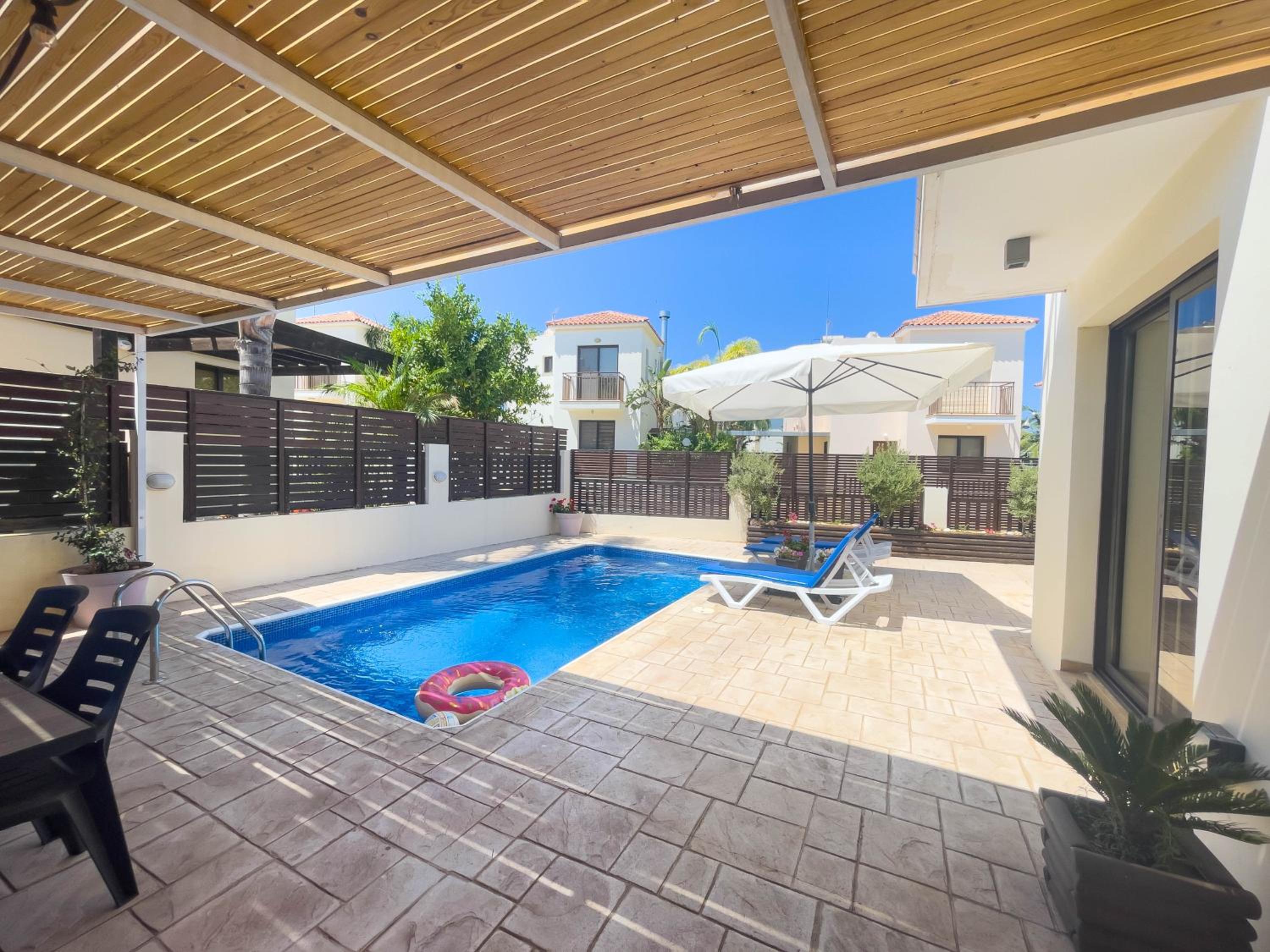 Villa with Private Pool photo 3