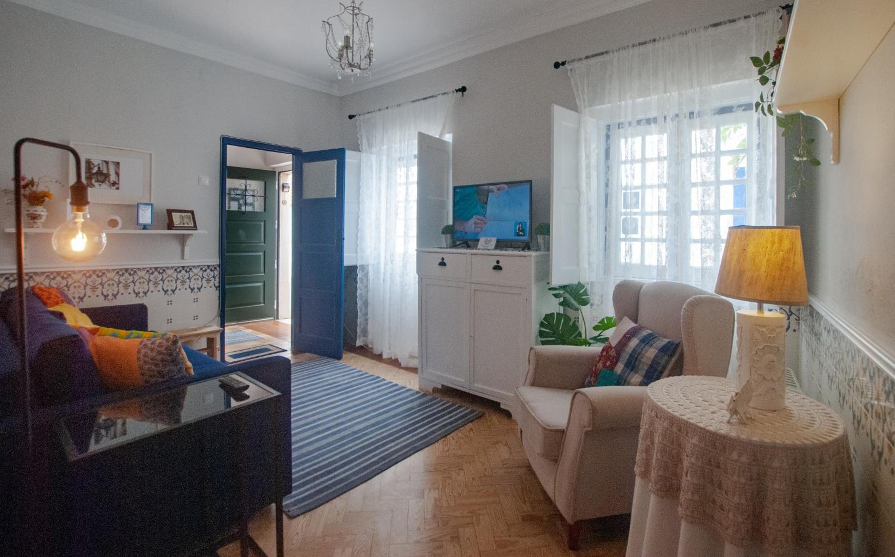 Two-Bedroom Townhouse - Photo 16