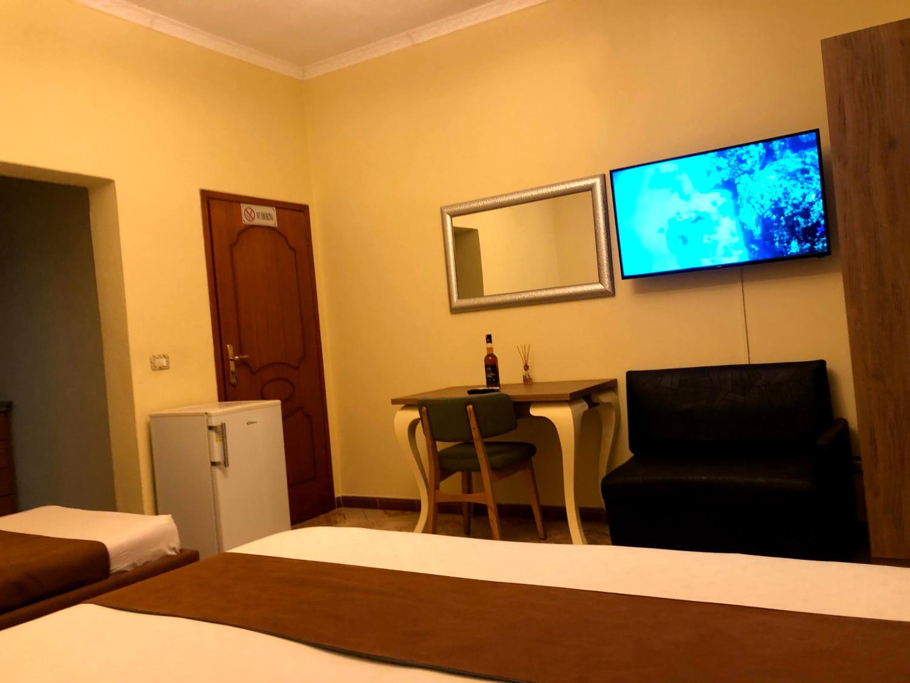 Triple Room with City View