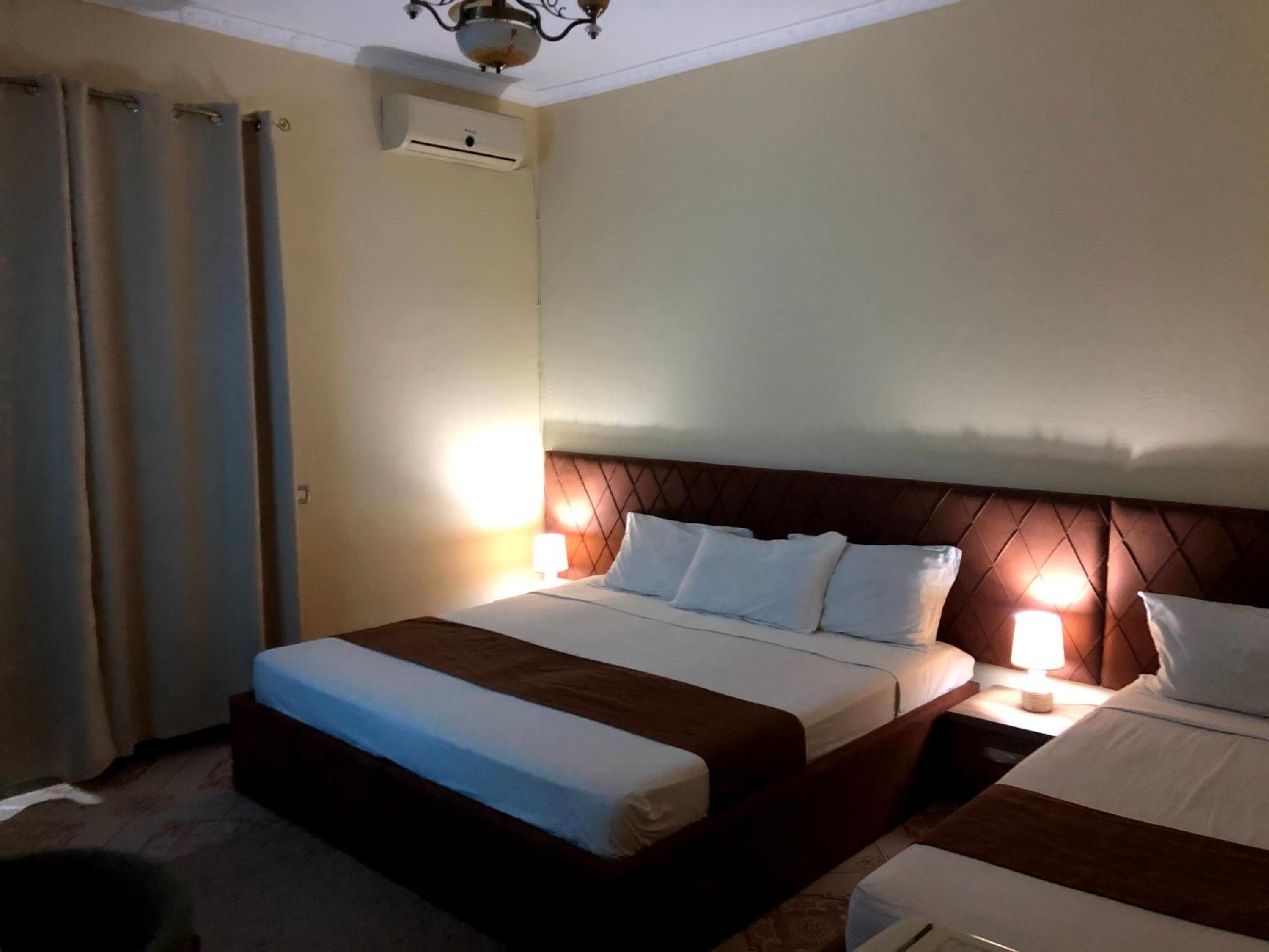 Triple Room with City View