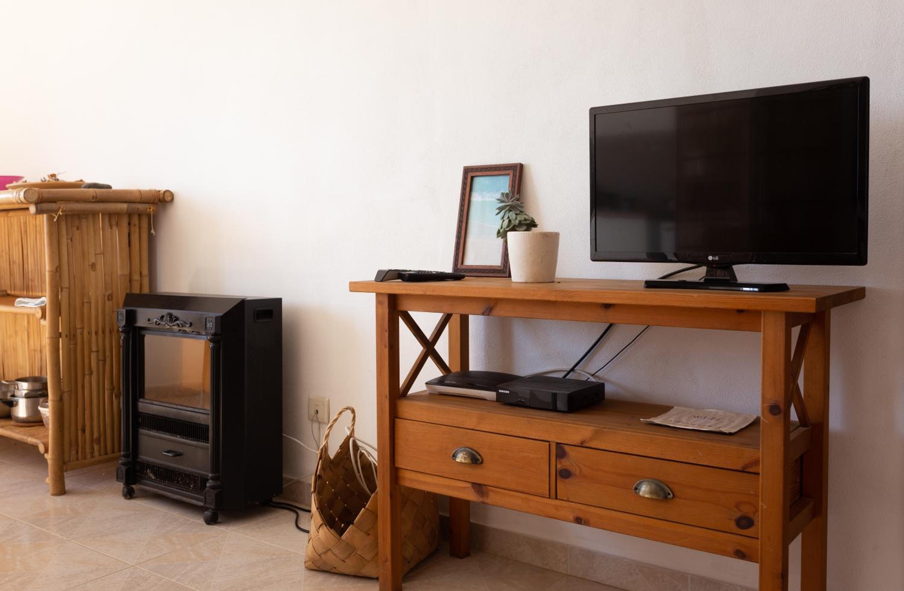 One-Bedroom House photo 2