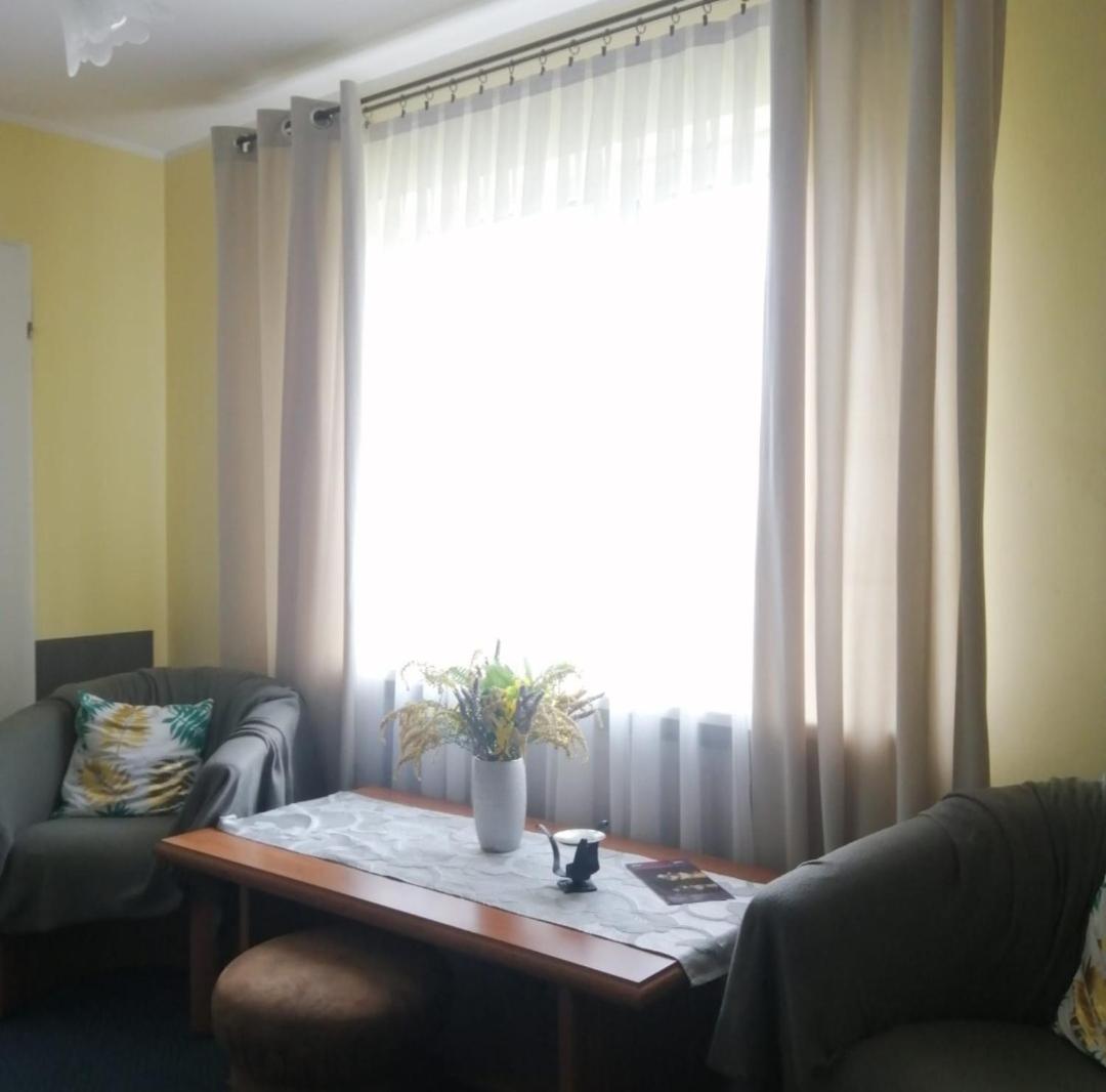 Three-Bedroom House - Photo 10
