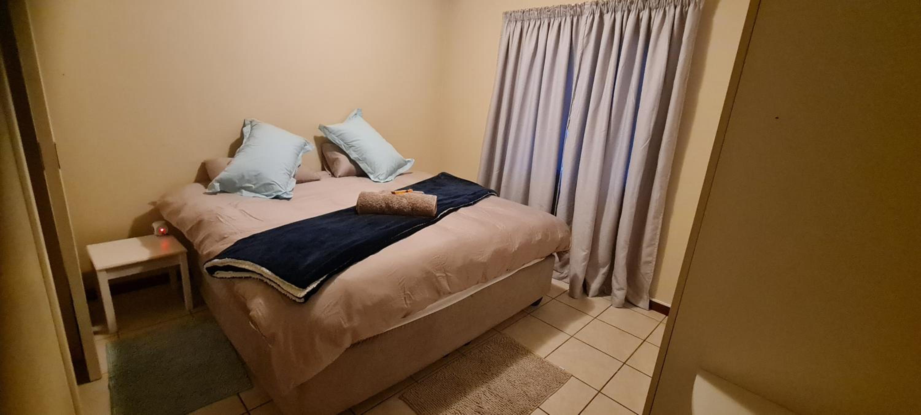 Two-Bedroom Apartment - Photo 12