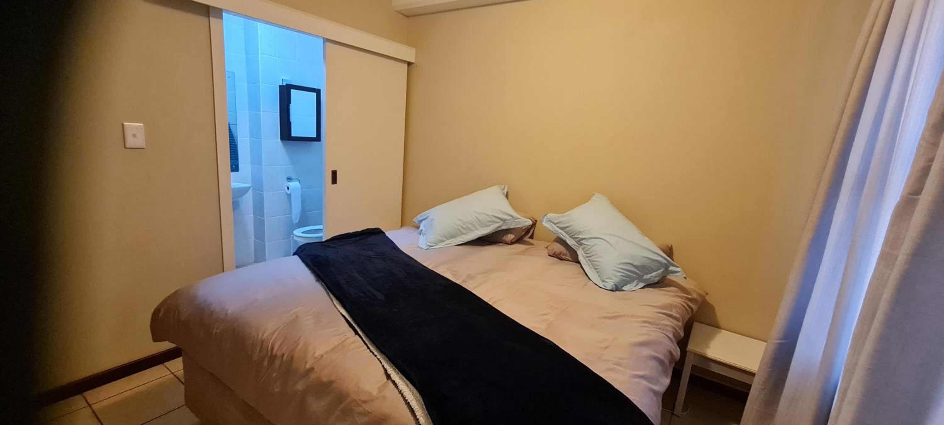 Two-Bedroom Apartment - Photo 11