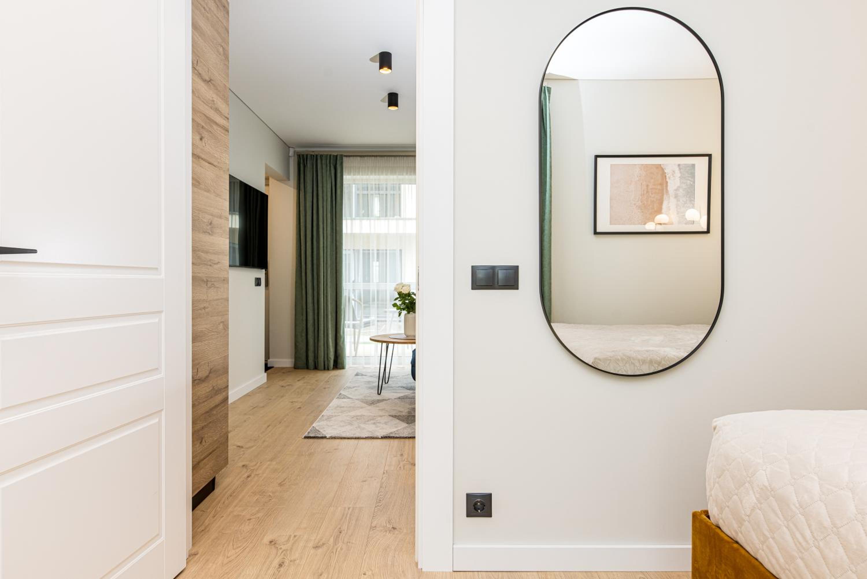 One-Bedroom Apartment - Photo 34