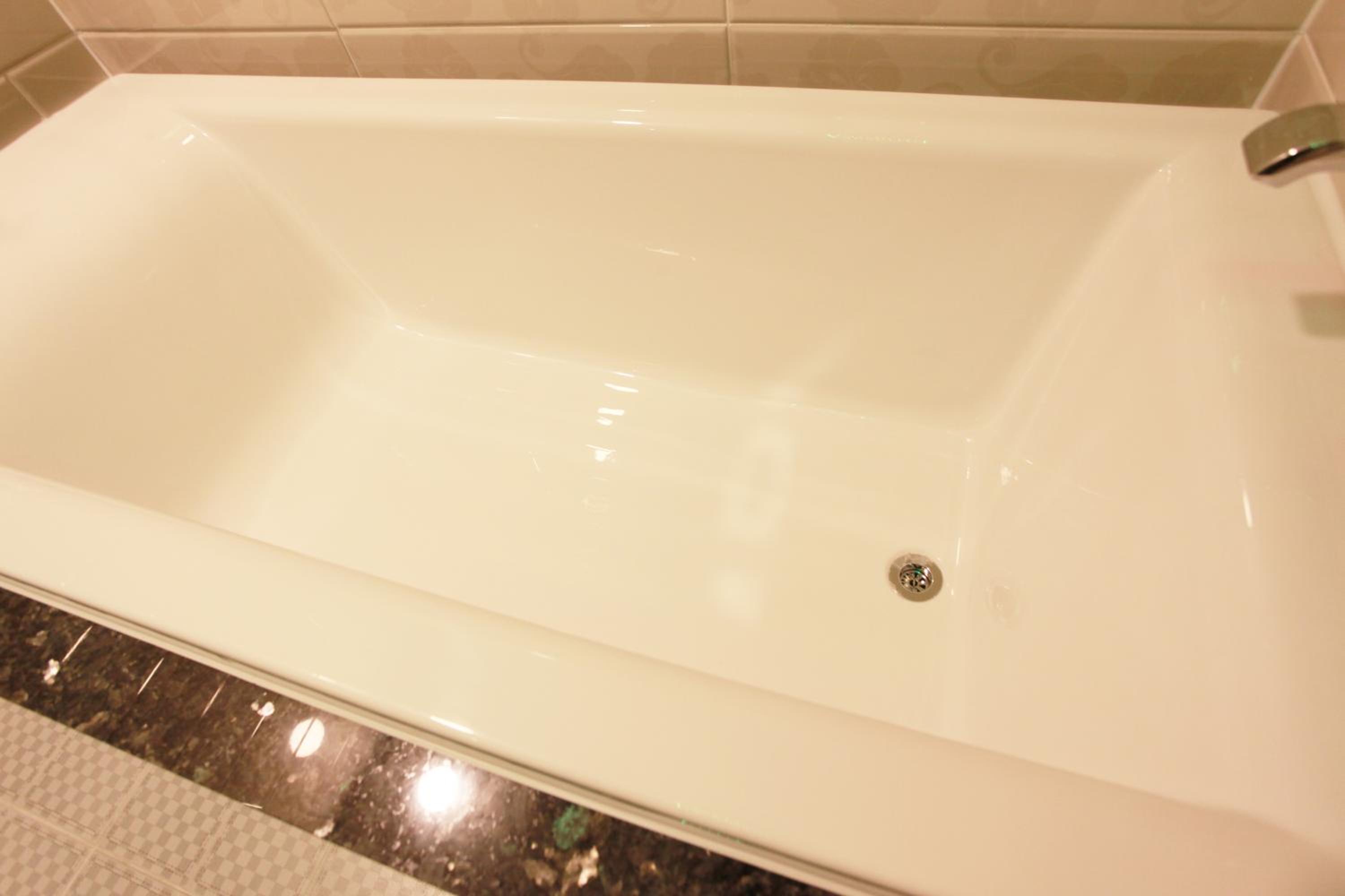 Deluxe Double Room - Photo 13