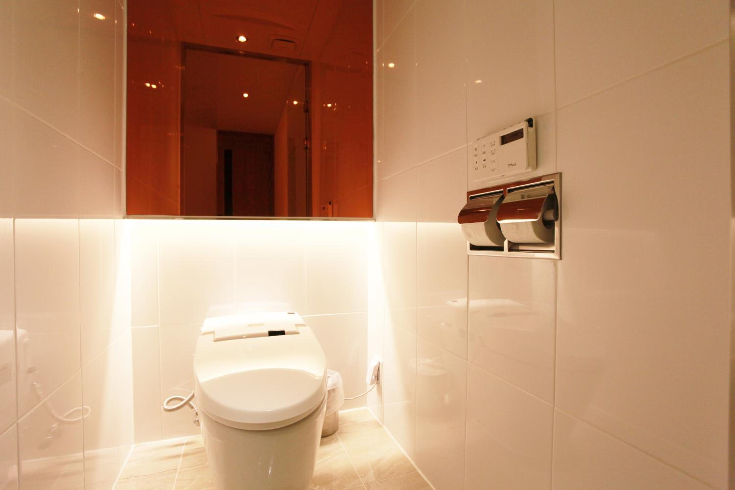Deluxe Twin Room - Photo 10