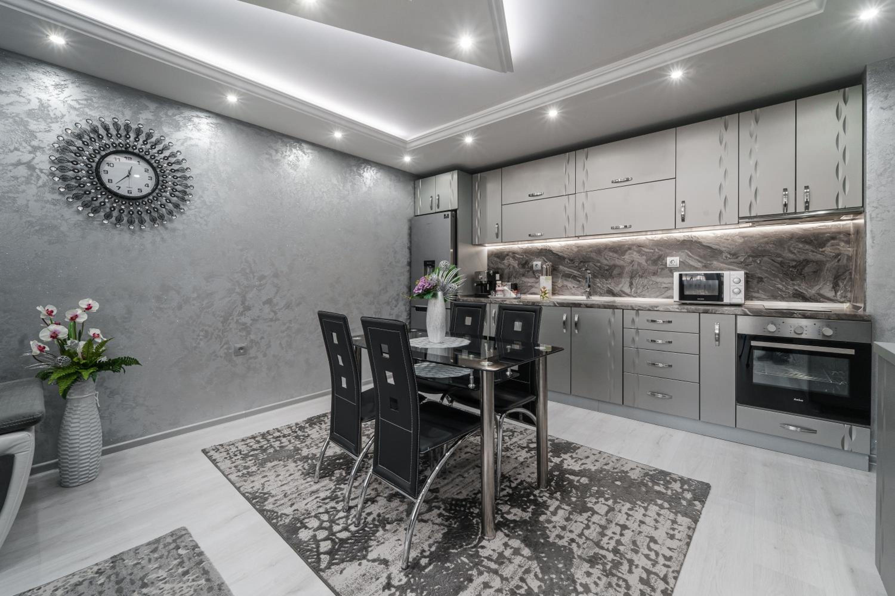 Apartment - Photo 15